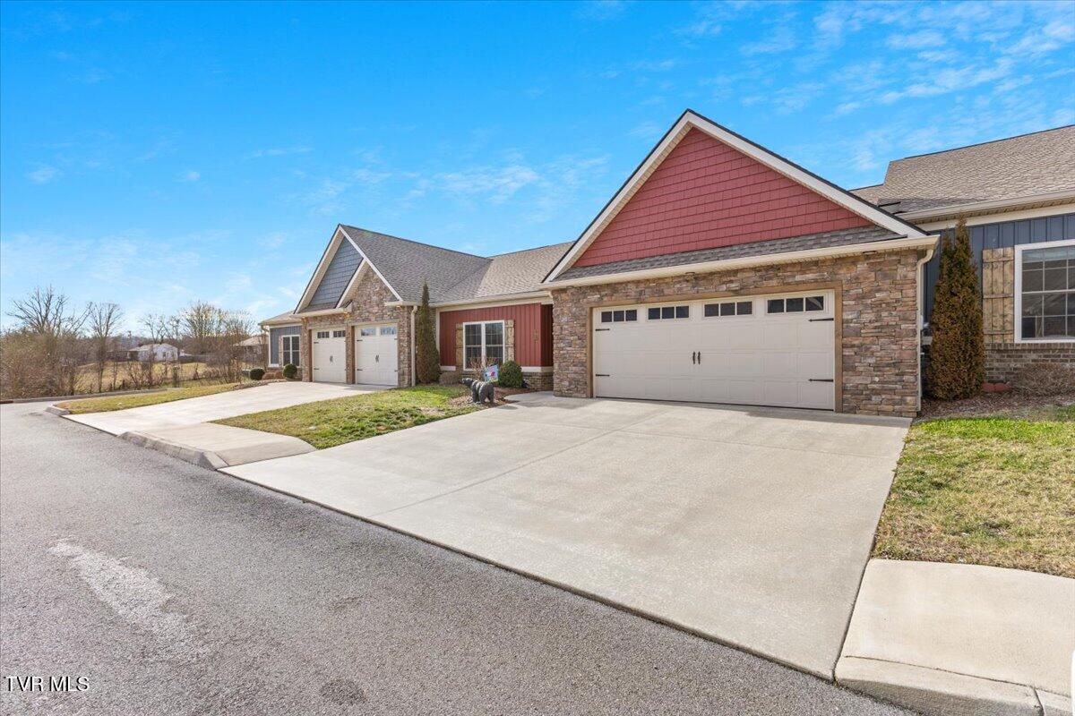 92 Mill Race Court Property Photo