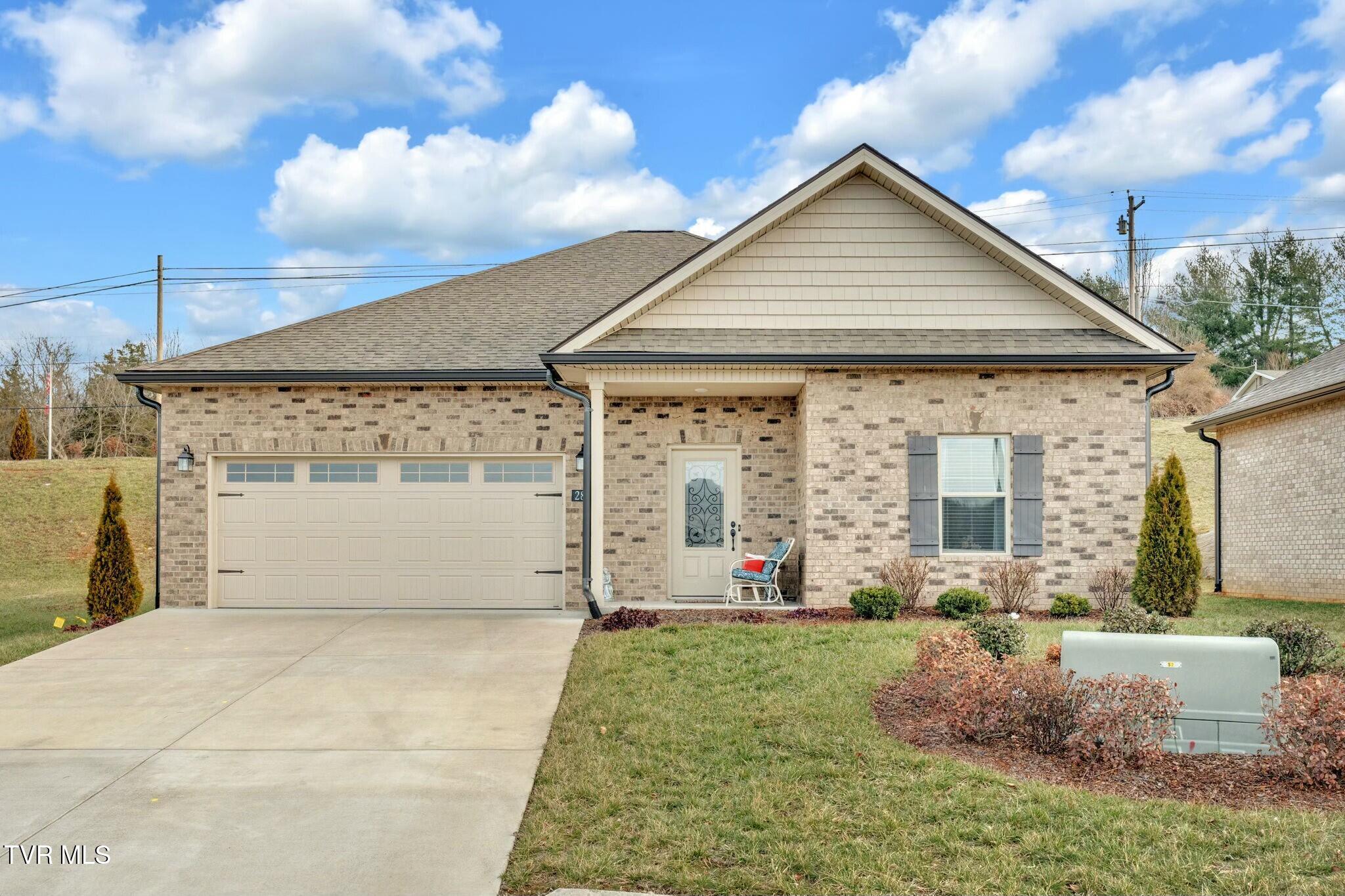 Villas At Cedar Falls Real Estate Listings Main Image