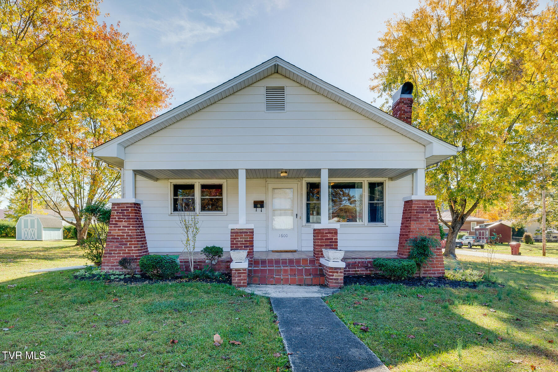 1600 East Watauga Avenue Property Photo