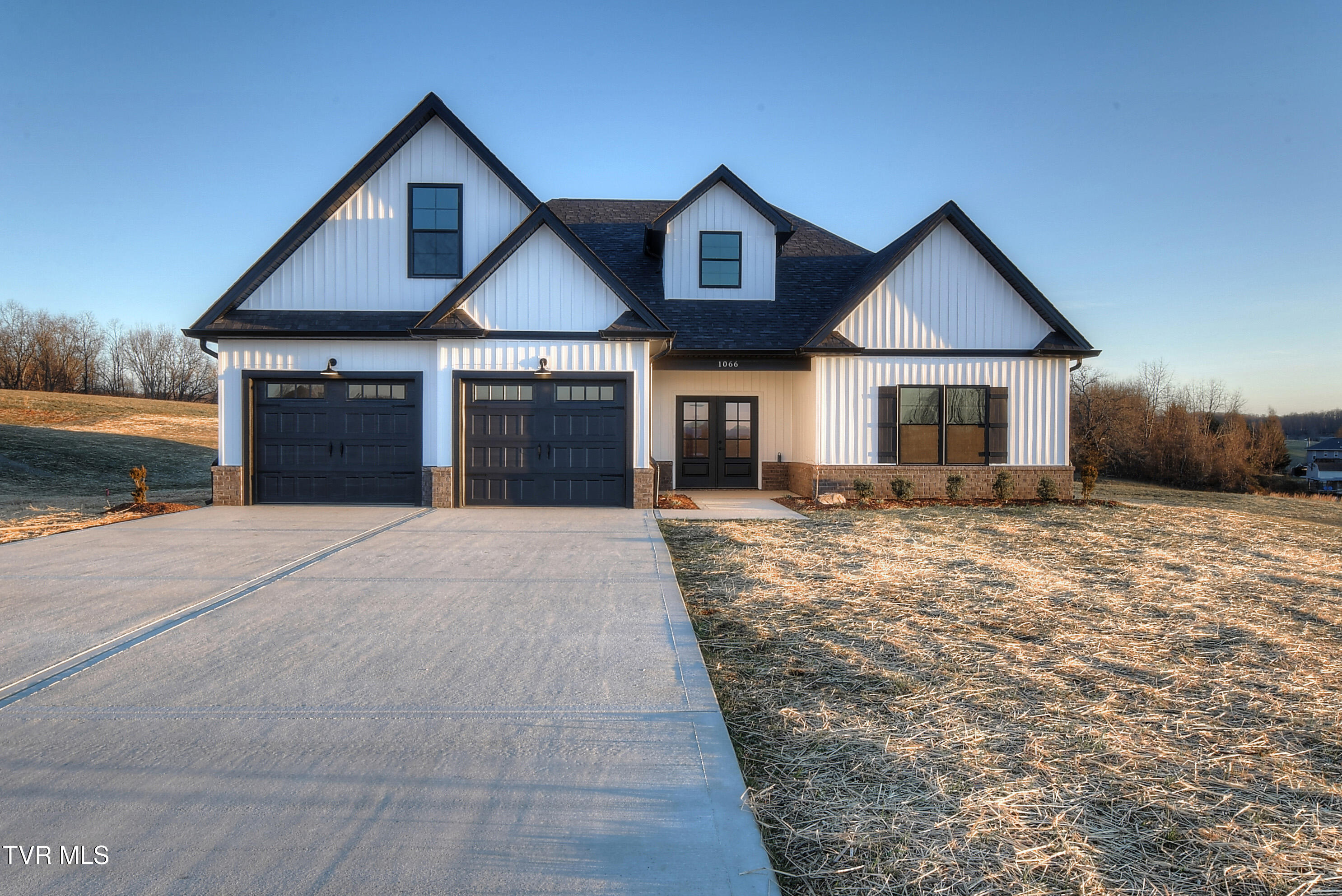 1066 Hawley Road Property Photo