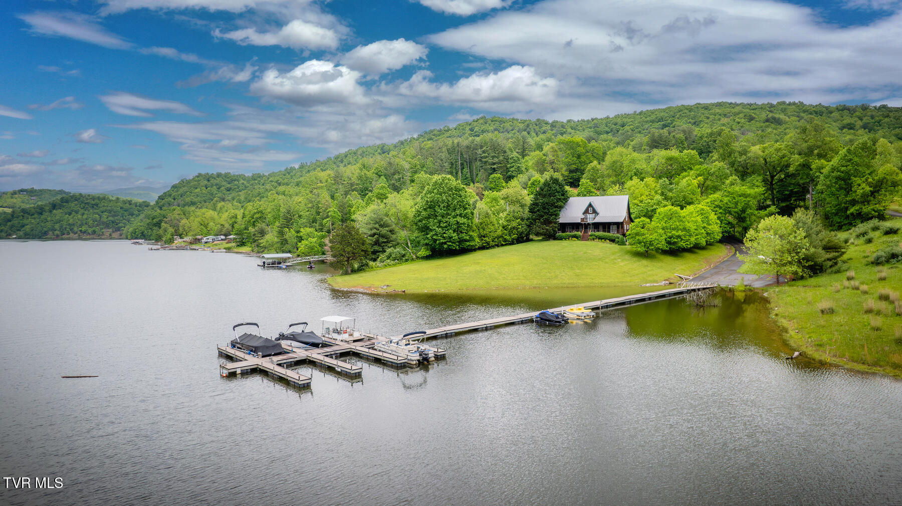 Mountain Shore Real Estate Listings Main Image