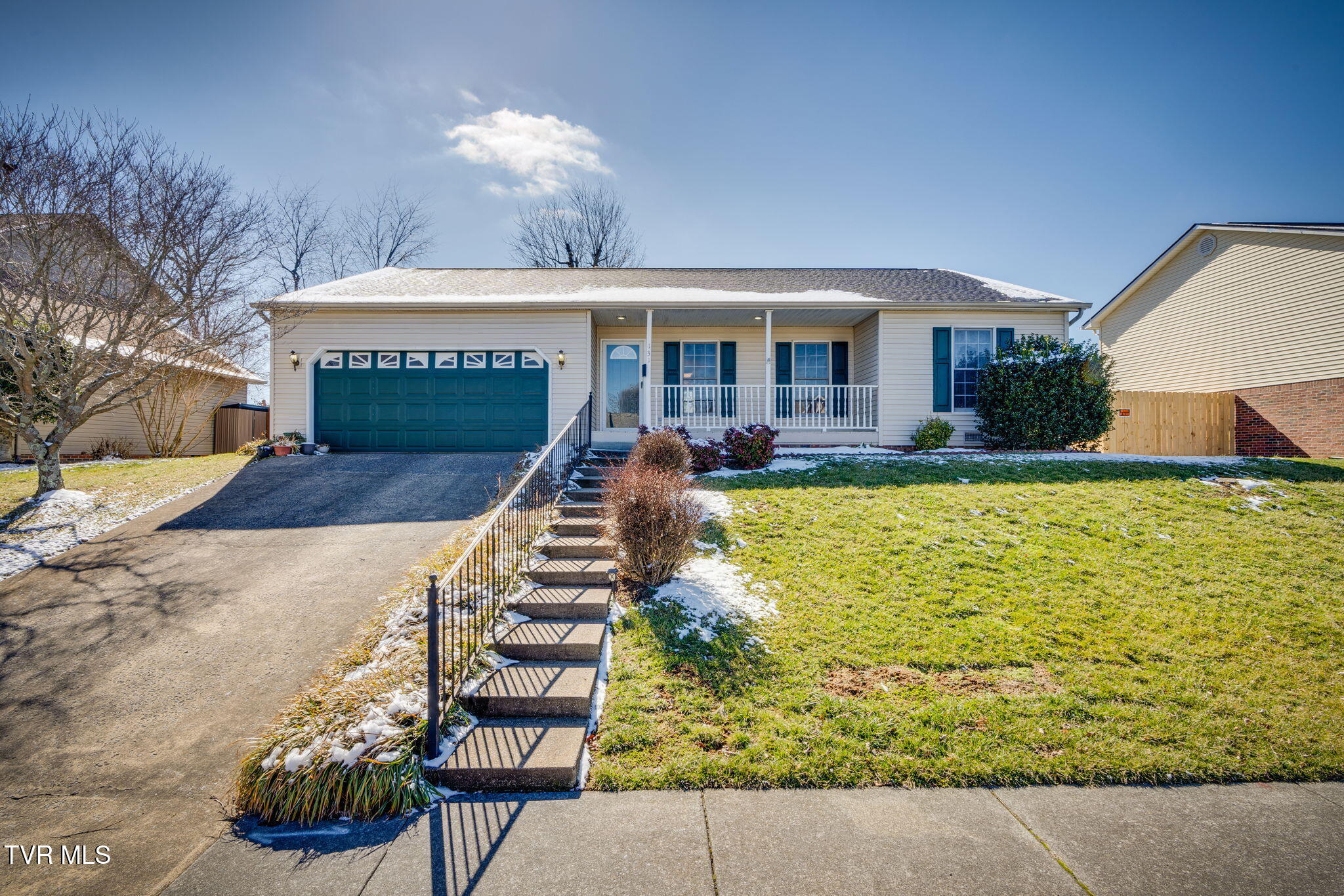 Boones Crossing Real Estate Listings Main Image