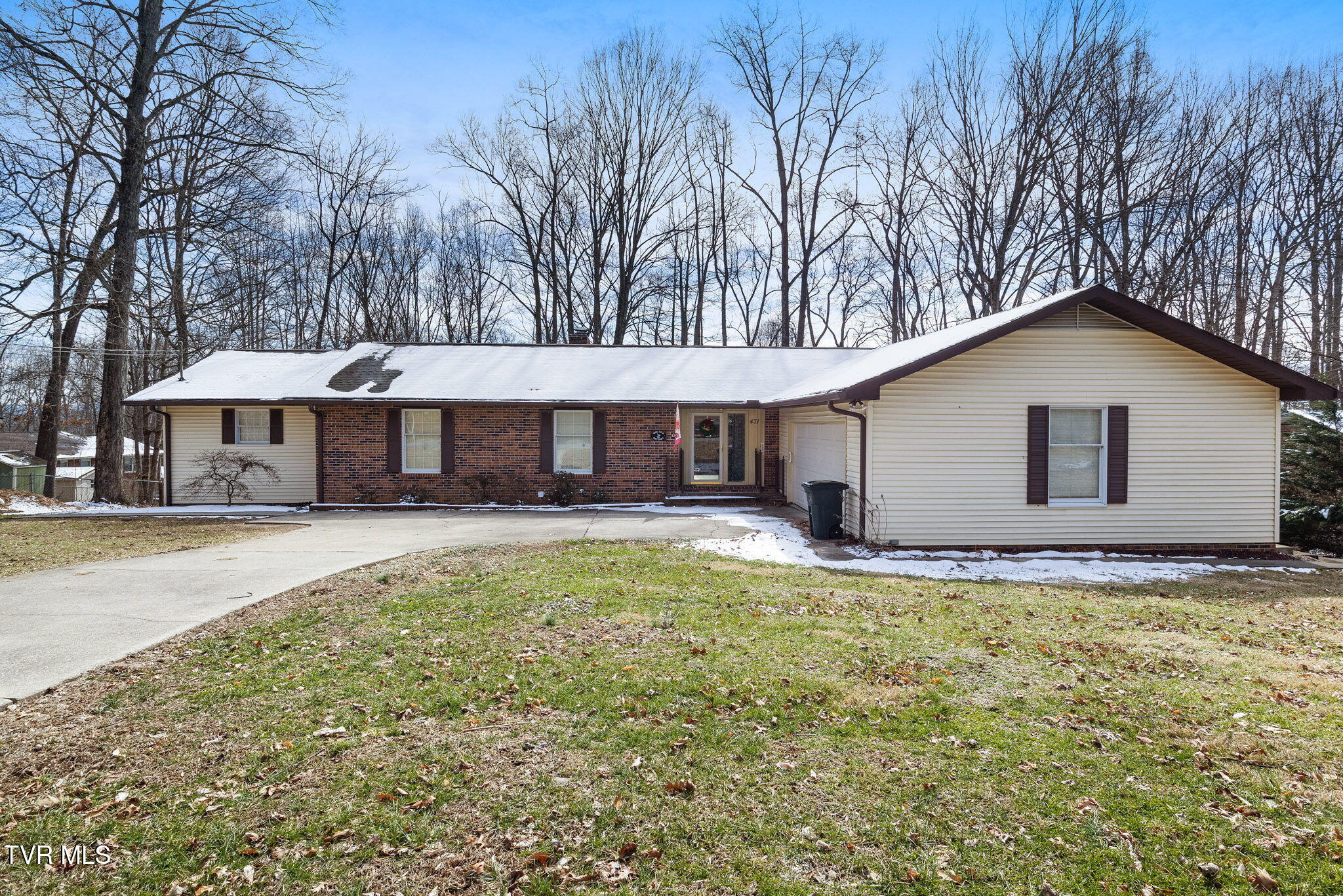 471 Carlton Road Property Photo 1