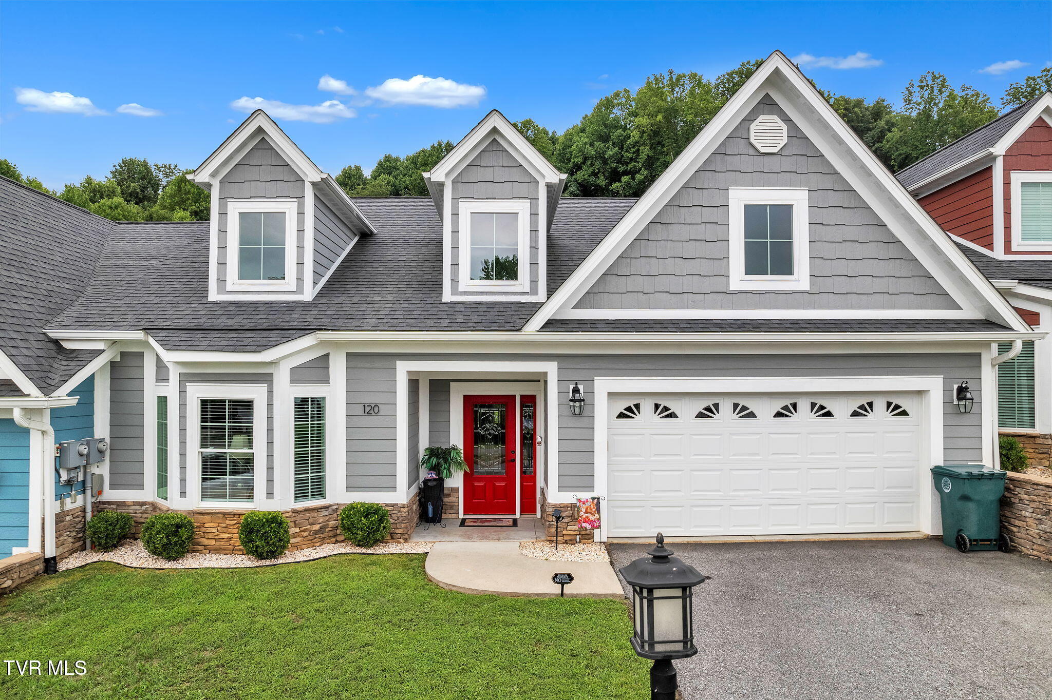 120 Honeysuckle Lane Lane Property Photo