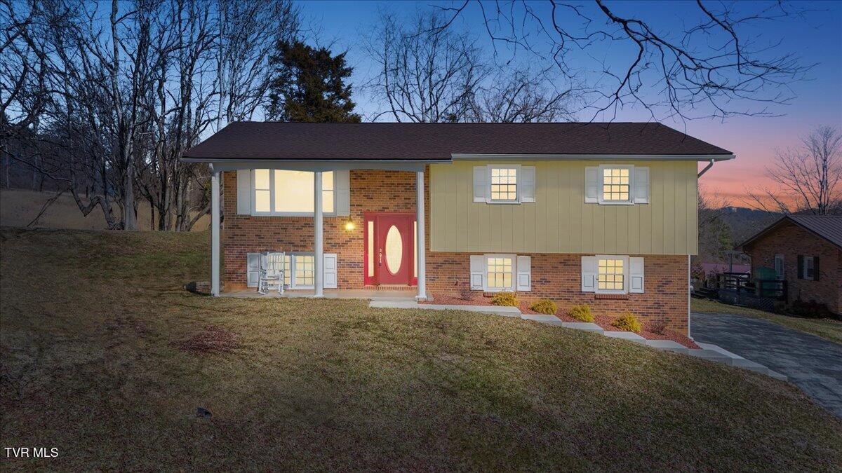 197 Dewdrop Place Property Photo