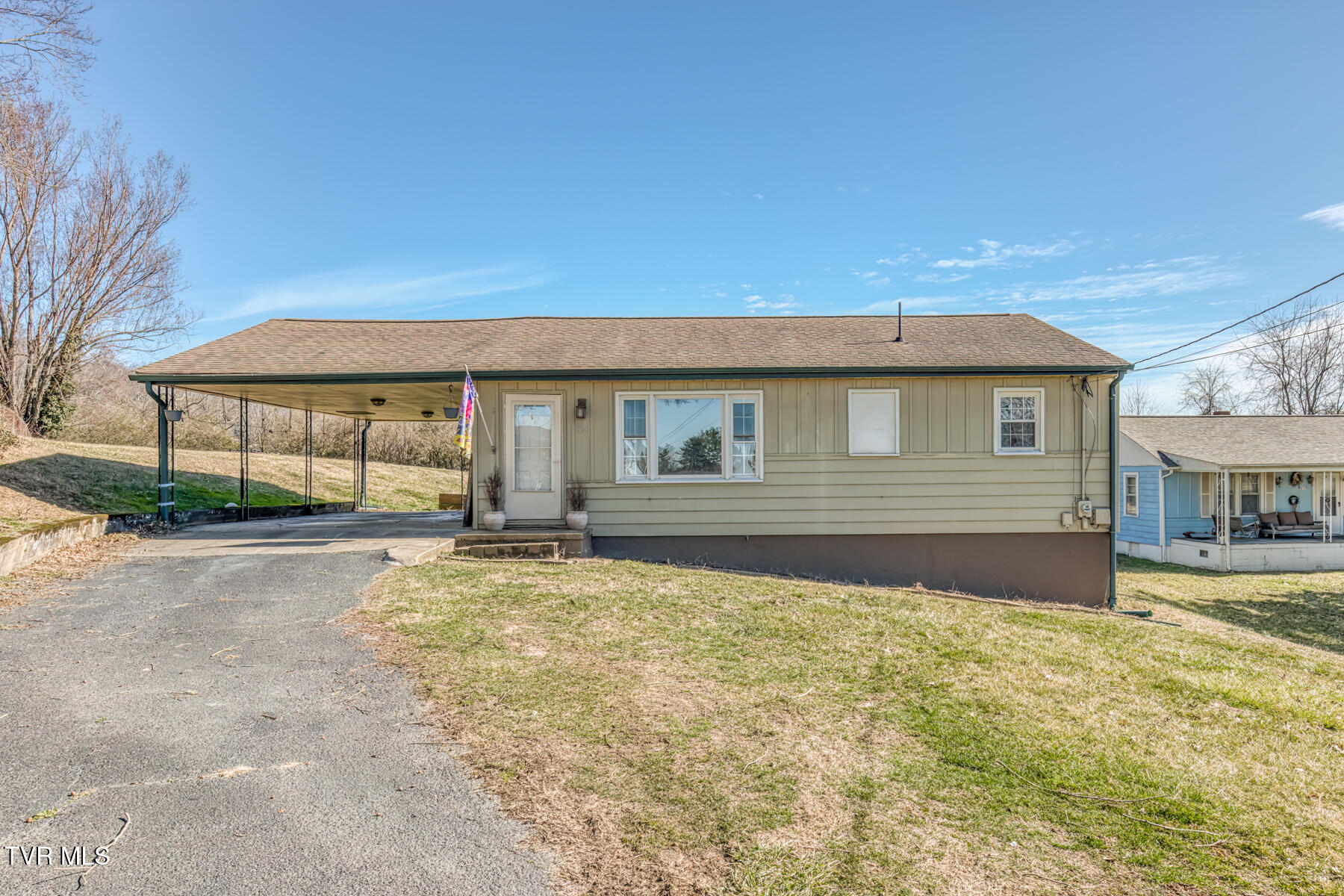 121 Church Lane Property Photo