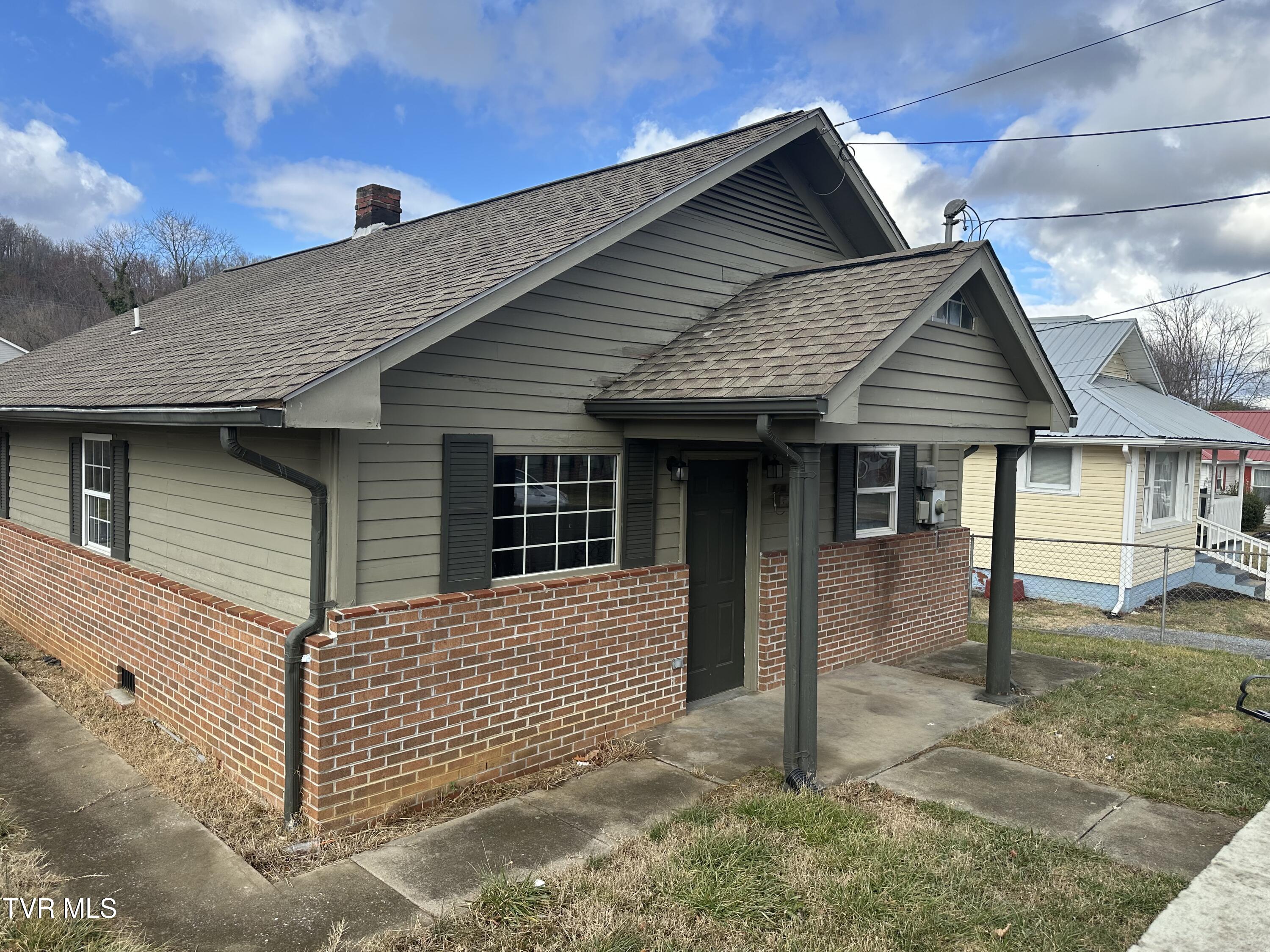 505 Cranberry Street Property Photo