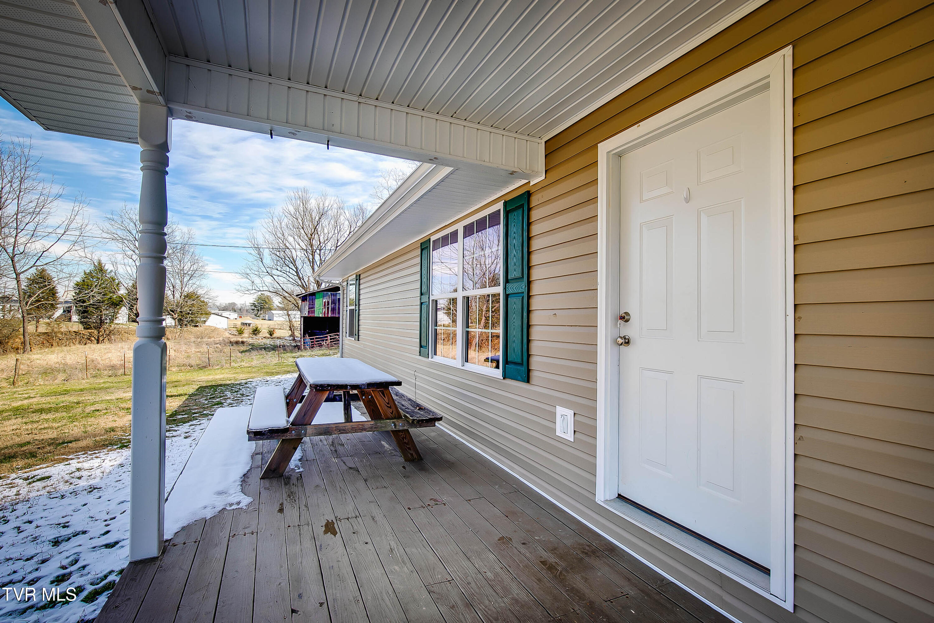 147 Creek Road Property Photo 9