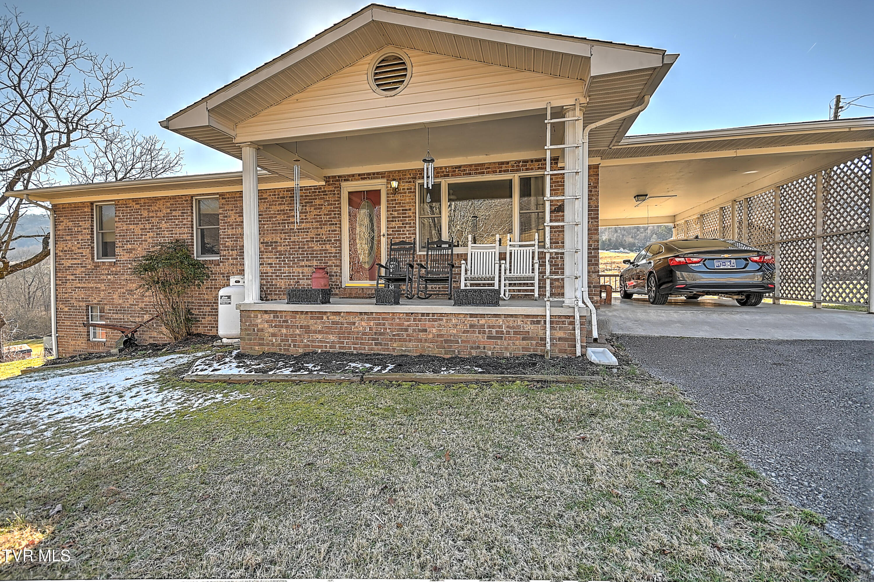 9867 Middle Wallens Creek Road Property Photo