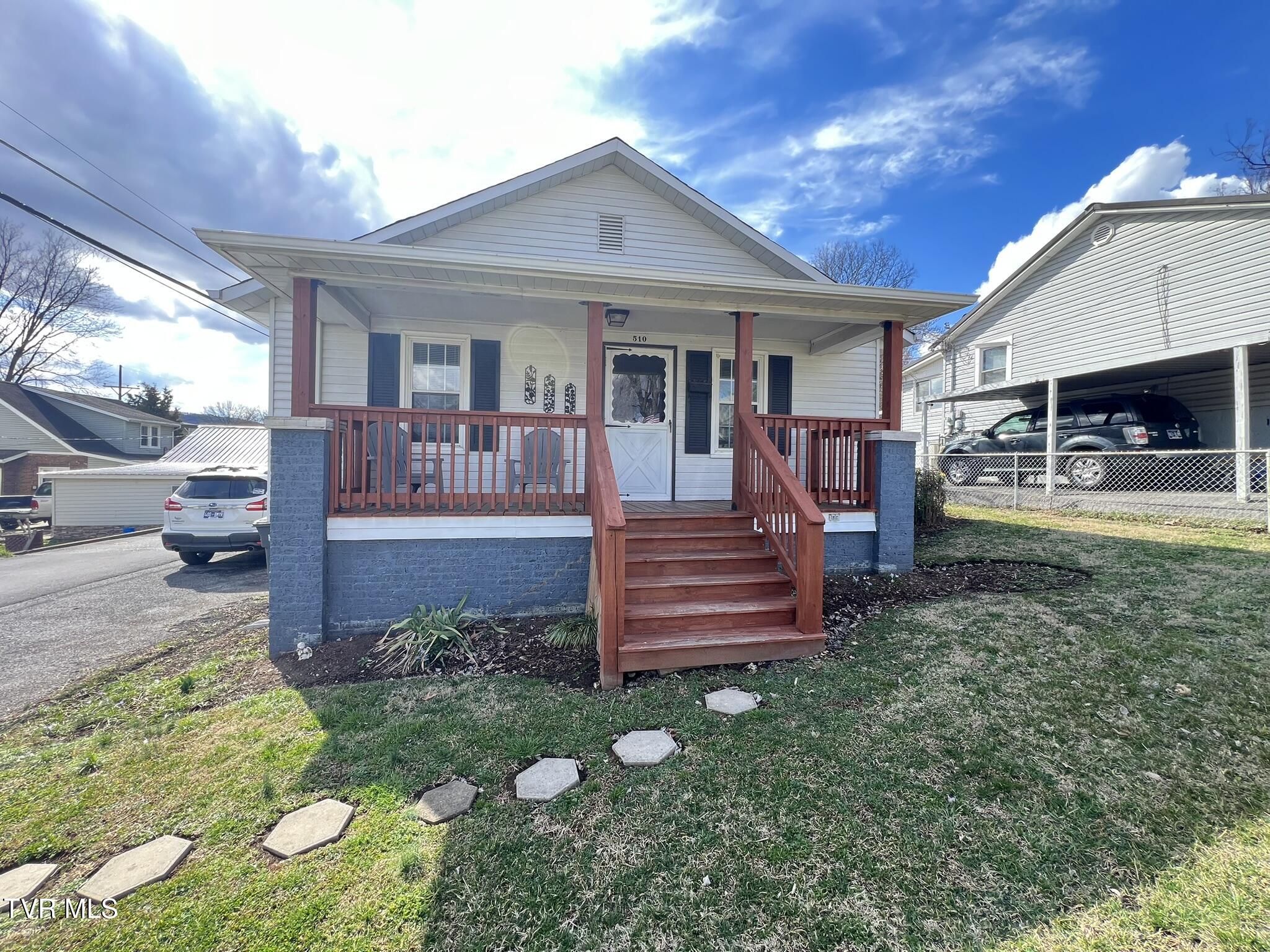510 Walnut Avenue Property Photo