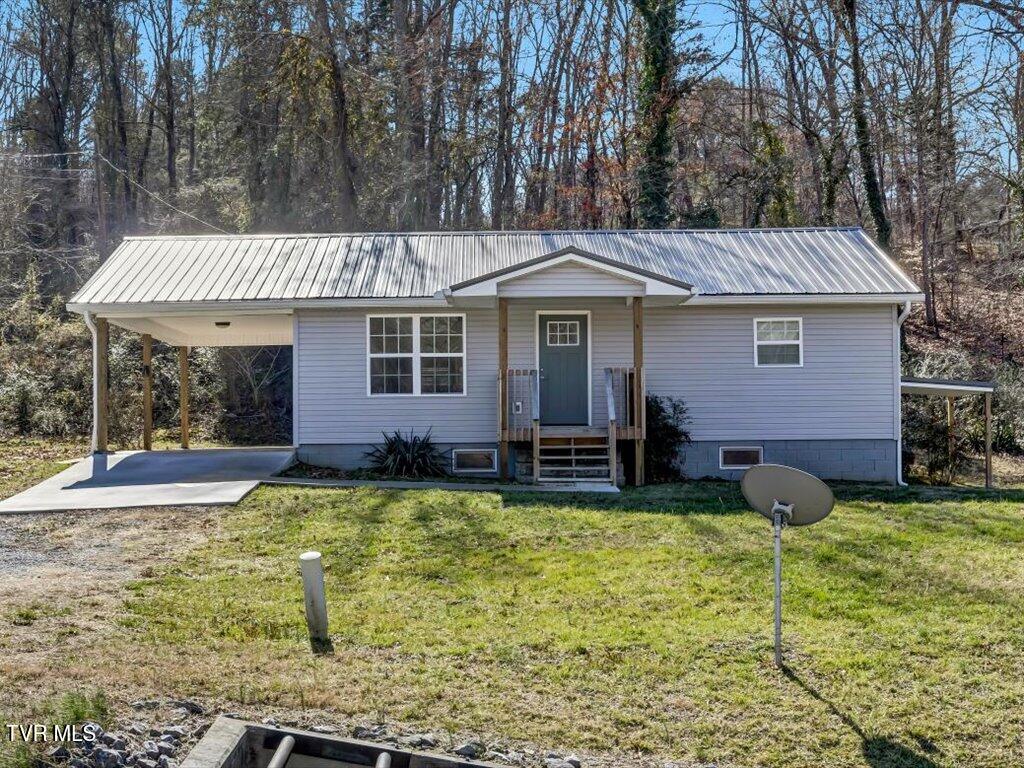 1231 Highway 321 Property Photo