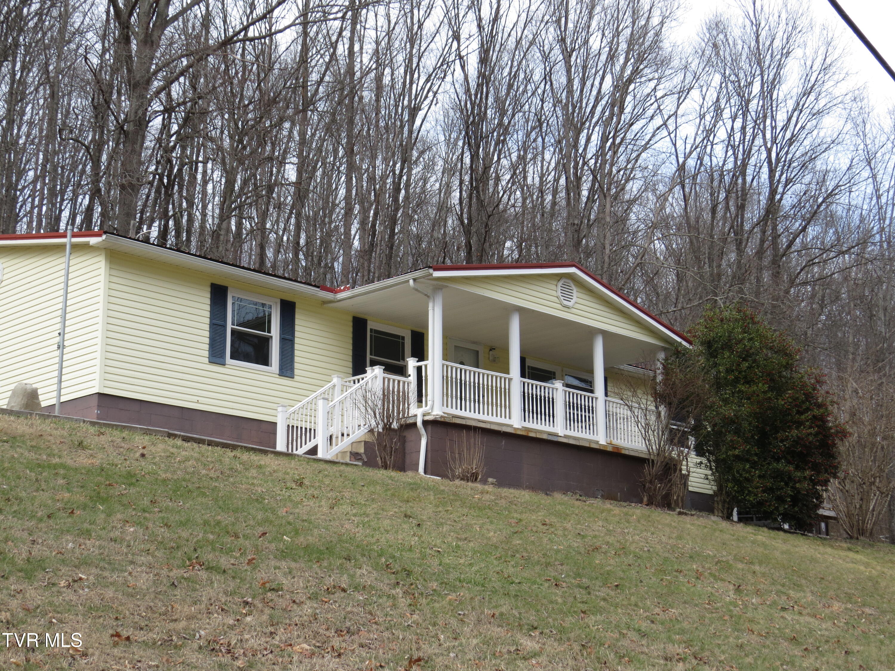 28289 Us Highway 23 Property Photo 1
