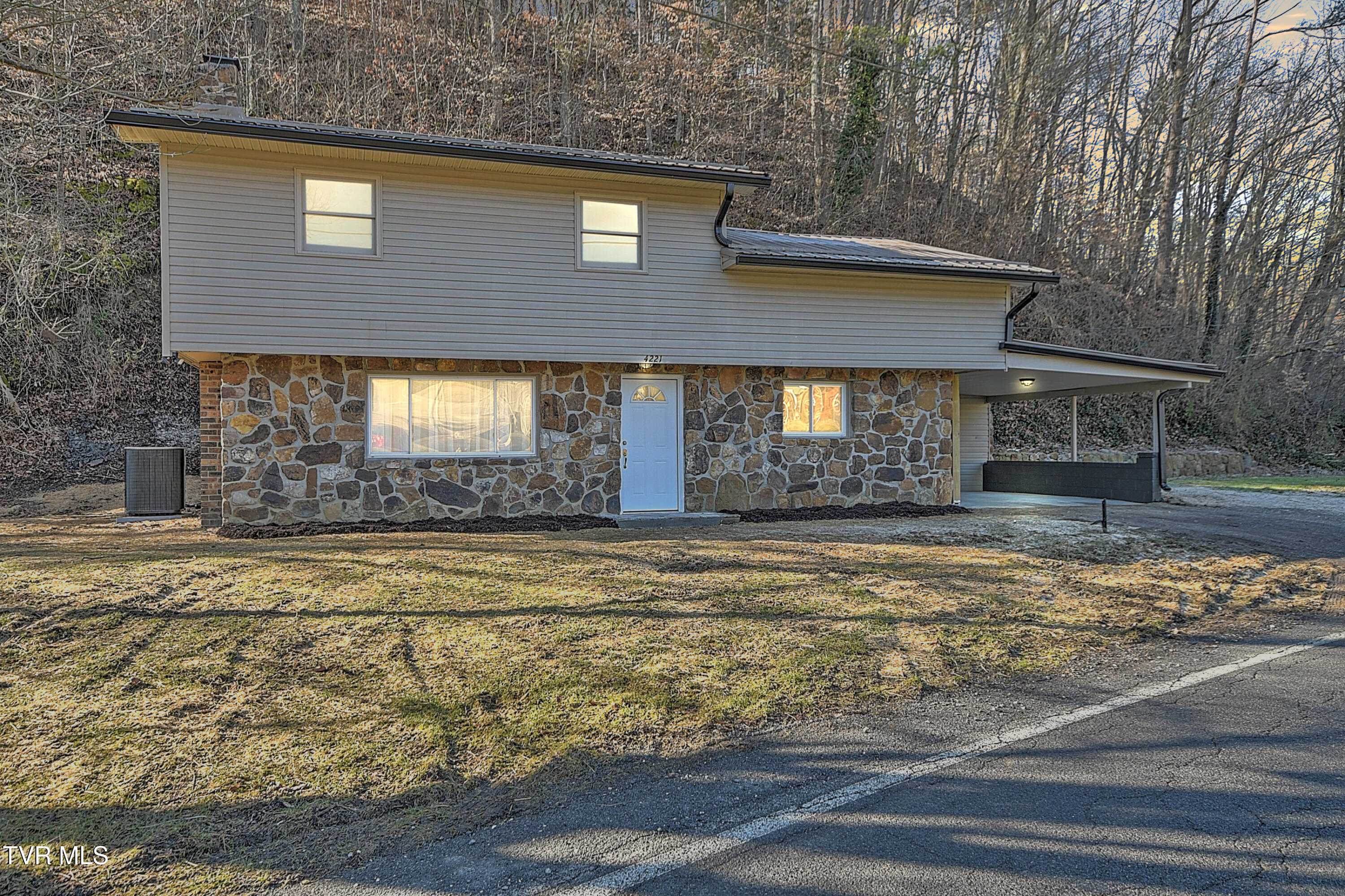 4221 Reservoir Road Property Photo
