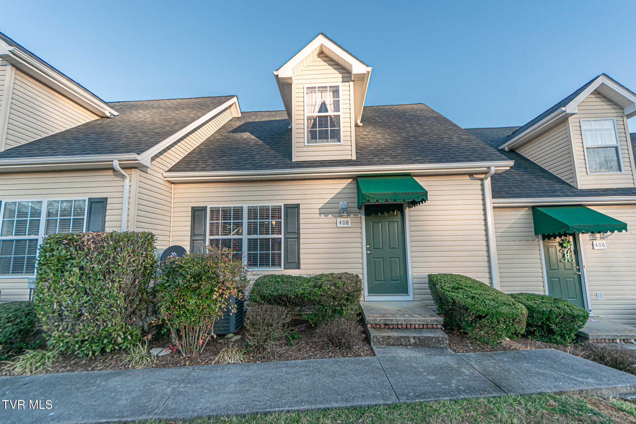 Kensington Place Real Estate Listings Main Image
