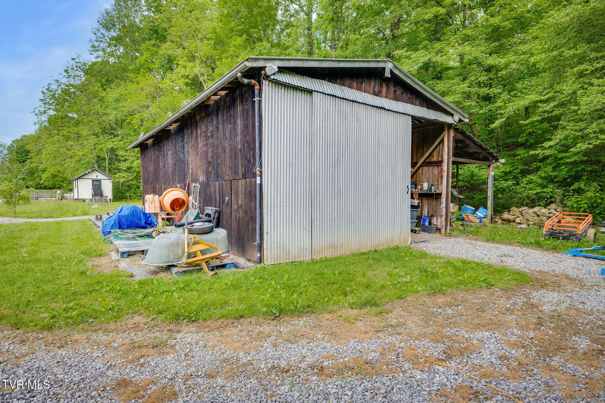 838 Longs Bend Road Property Photo 33