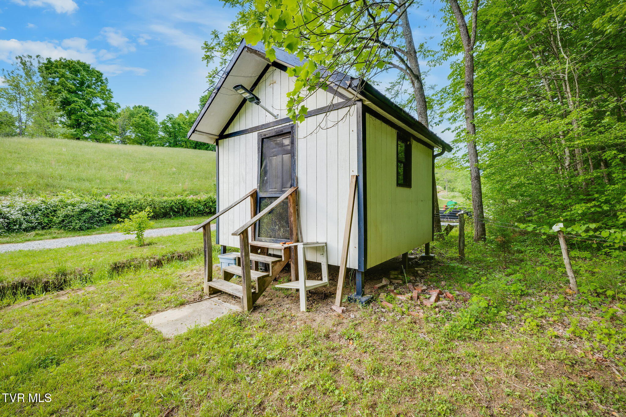 838 Longs Bend Road Property Photo 37