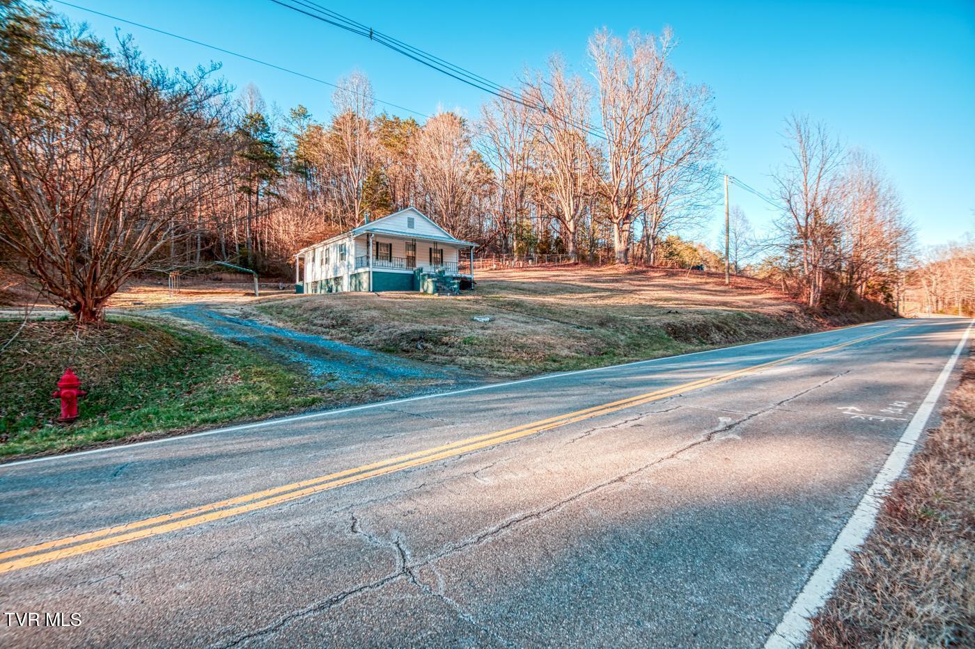 1437 Pressmens Home Road Property Photo