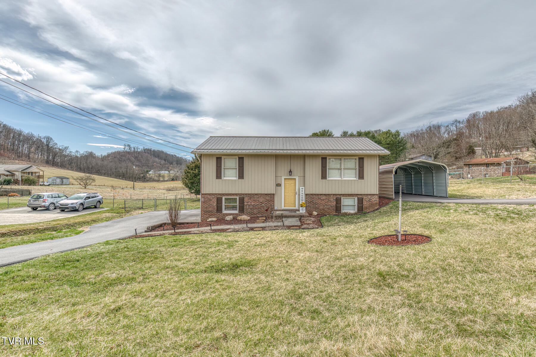 324 Mockingbird Place Property Photo