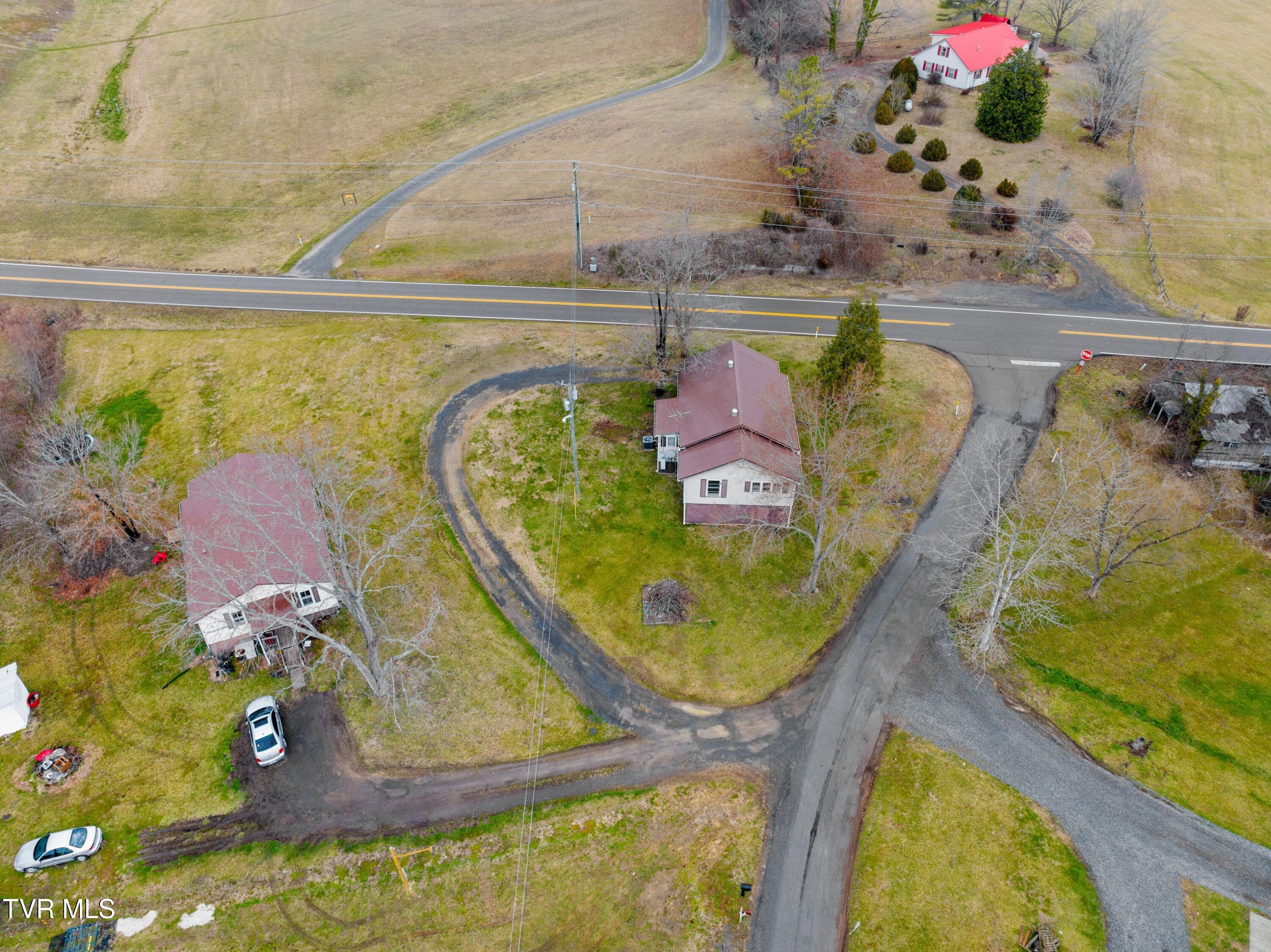 711 Highway 113 Property Photo 3