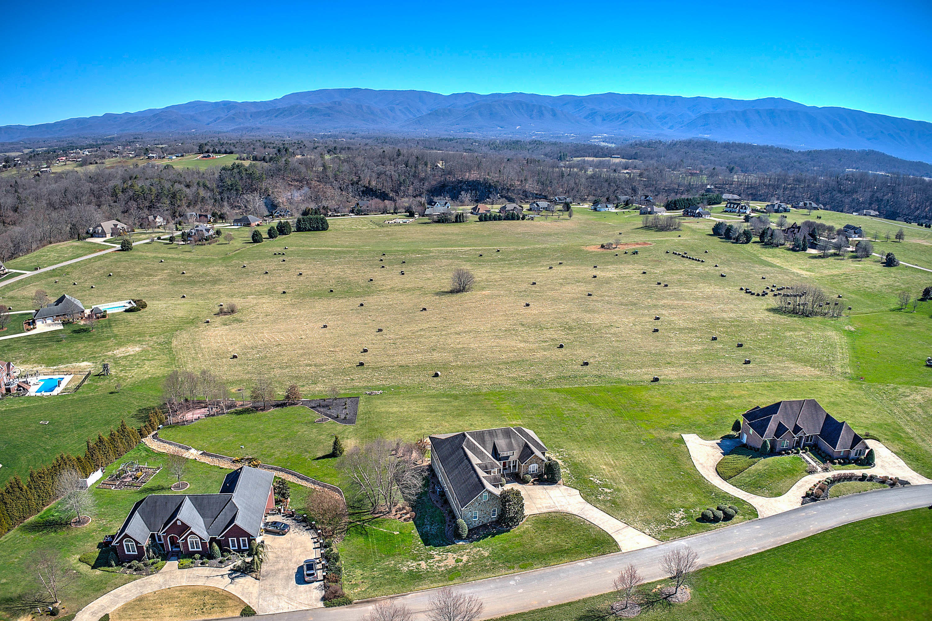 River Plantation Real Estate Listings Main Image