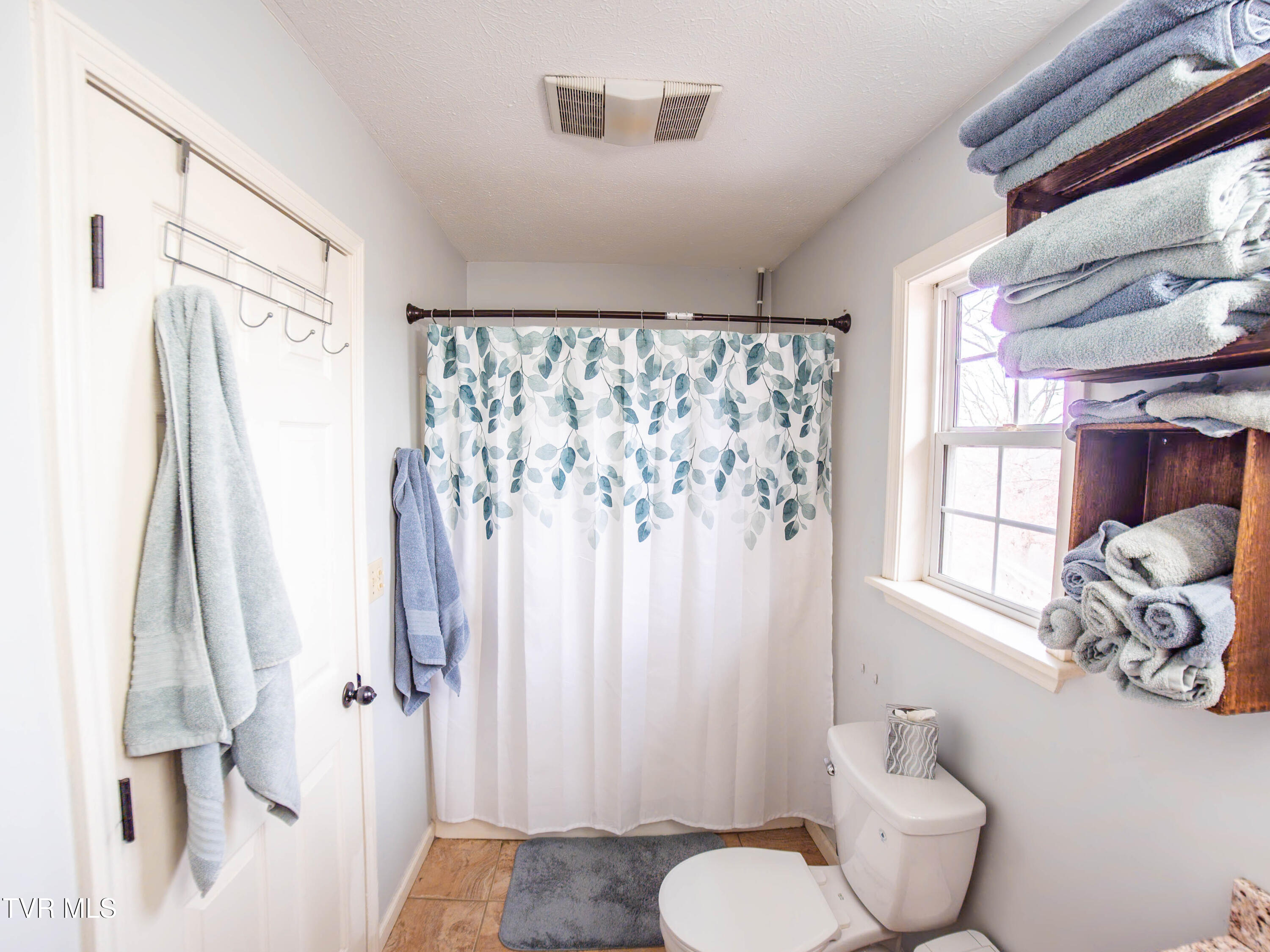 5659 Browning Way Property Photo 20