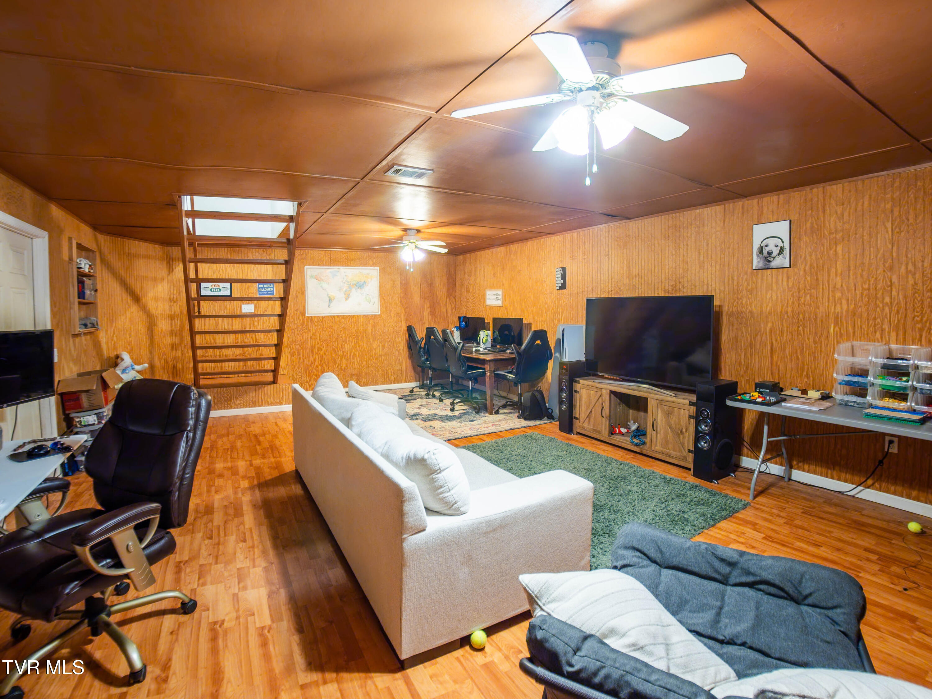 5659 Browning Way Property Photo 28