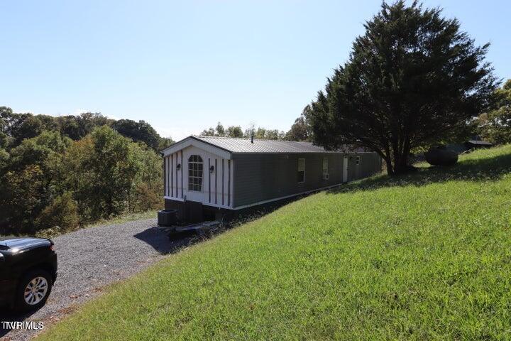 114 Ward Lane Property Photo 6
