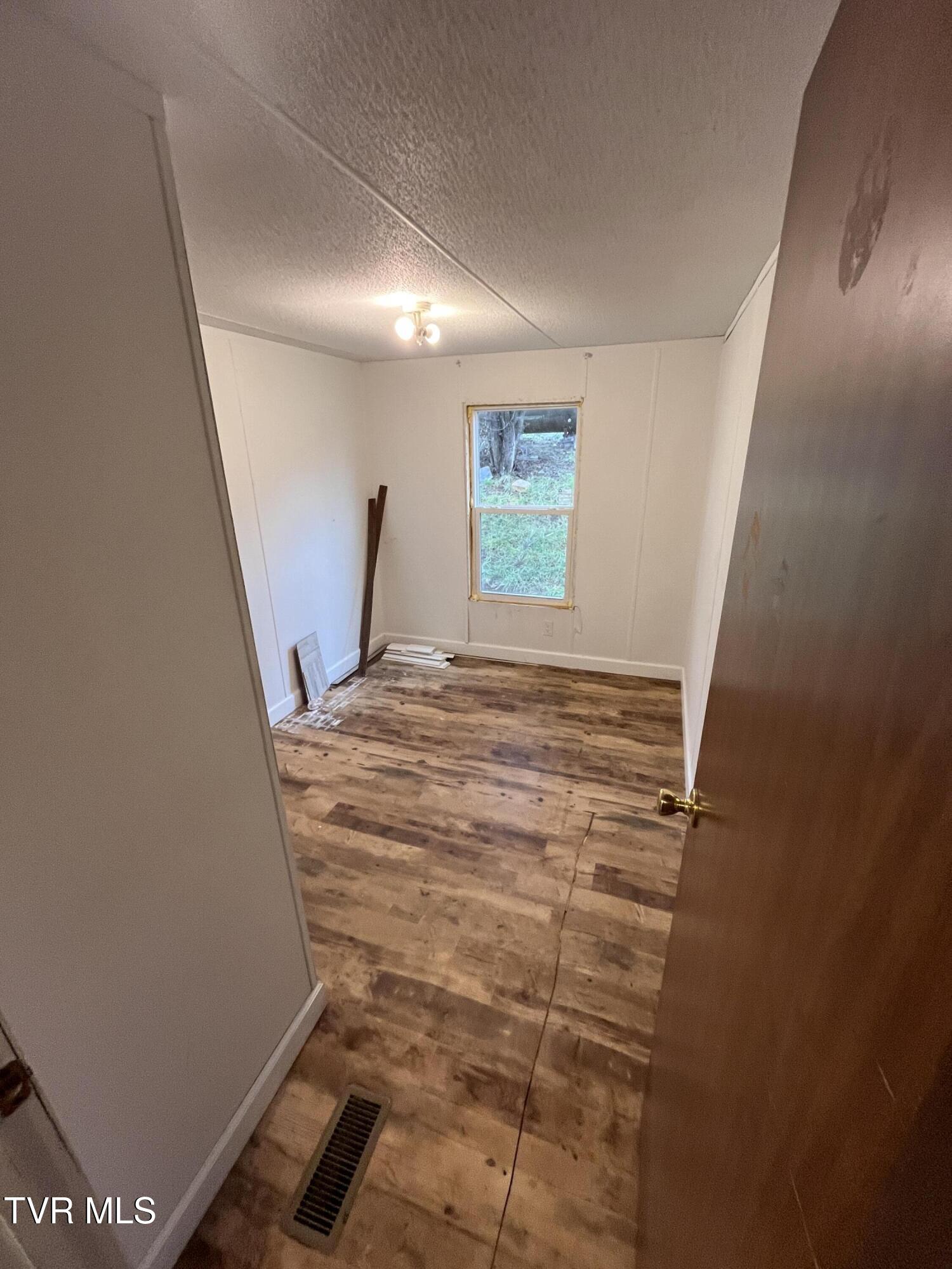 114 Ward Lane Property Photo 23