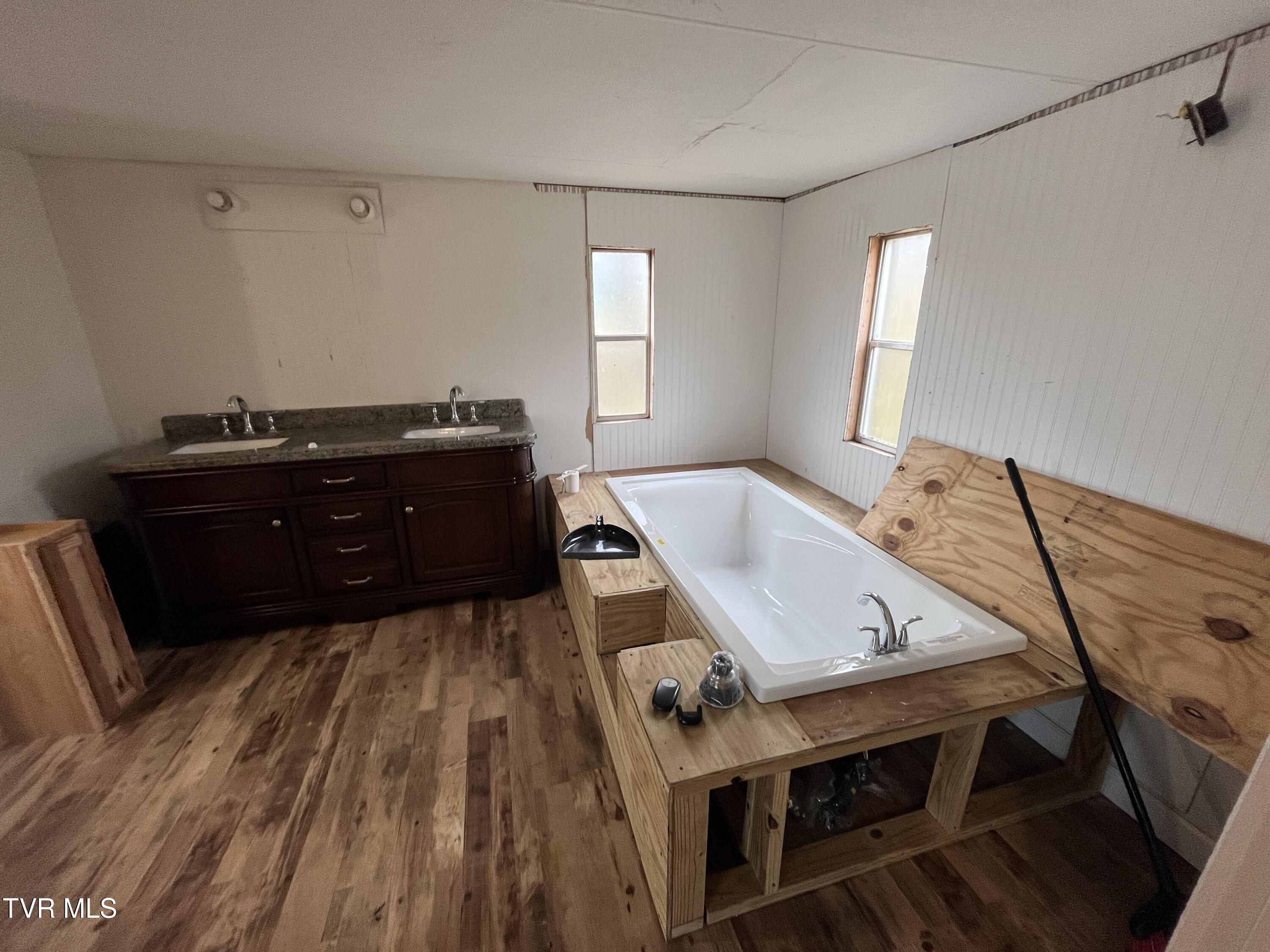 114 Ward Lane Property Photo 41