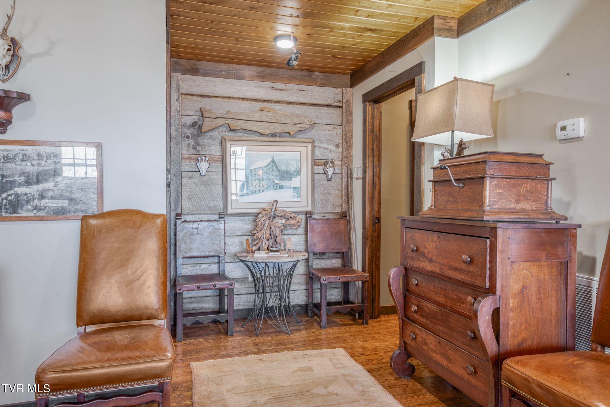 752 Heaton Creek Rd. Property Photo 8