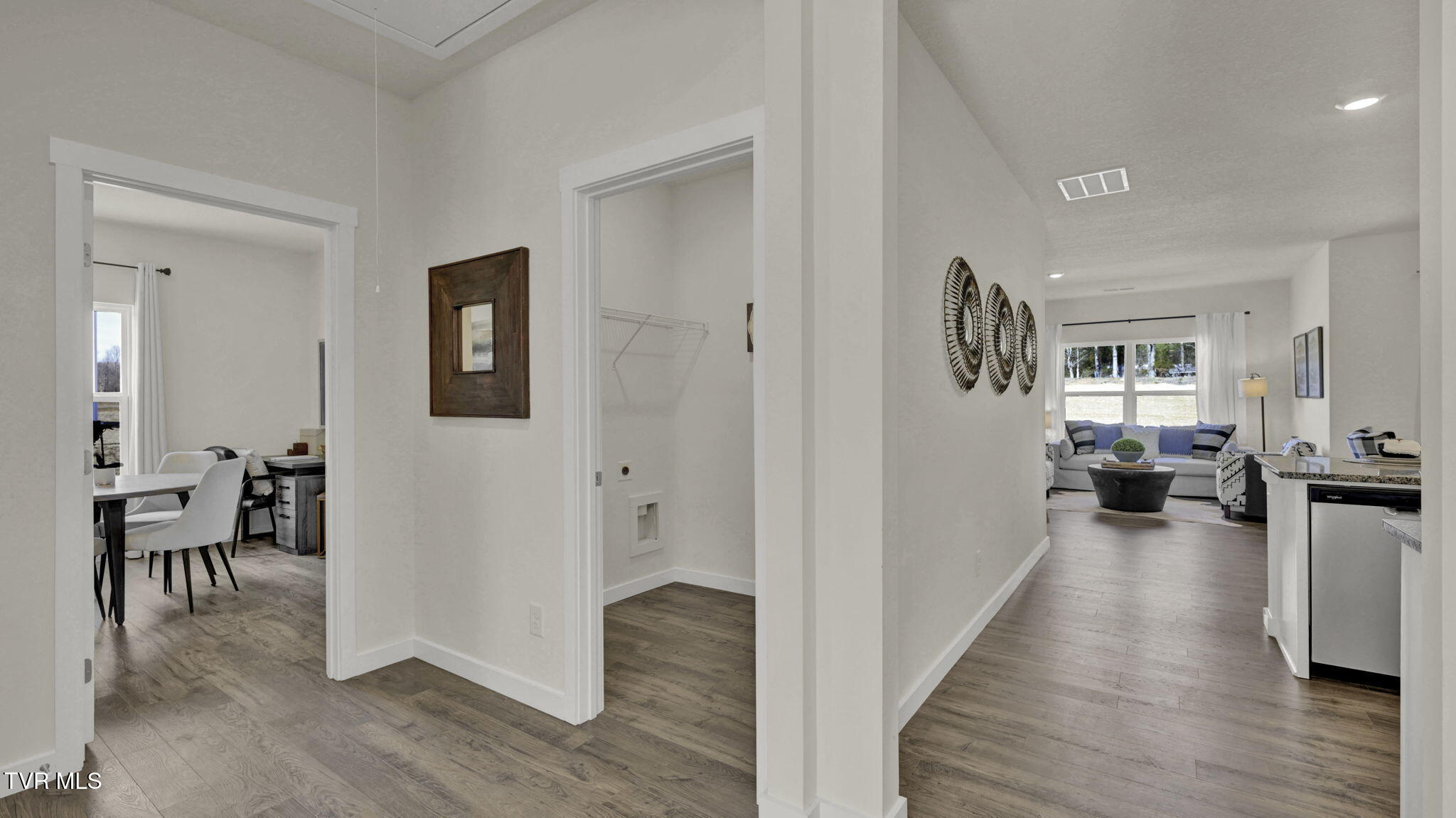 606 Canoe Street Property Photo 10
