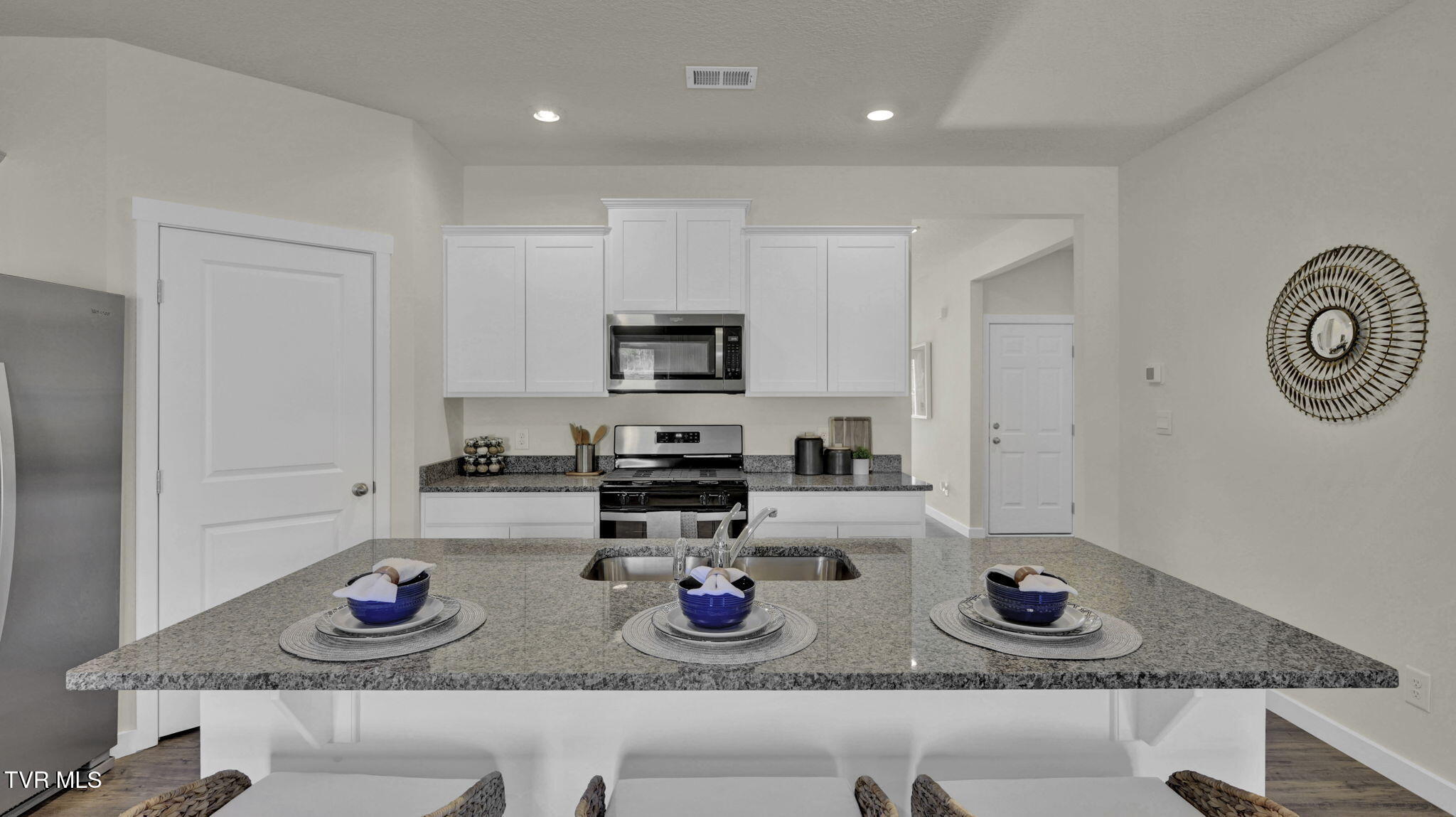 606 Canoe Street Property Photo 17