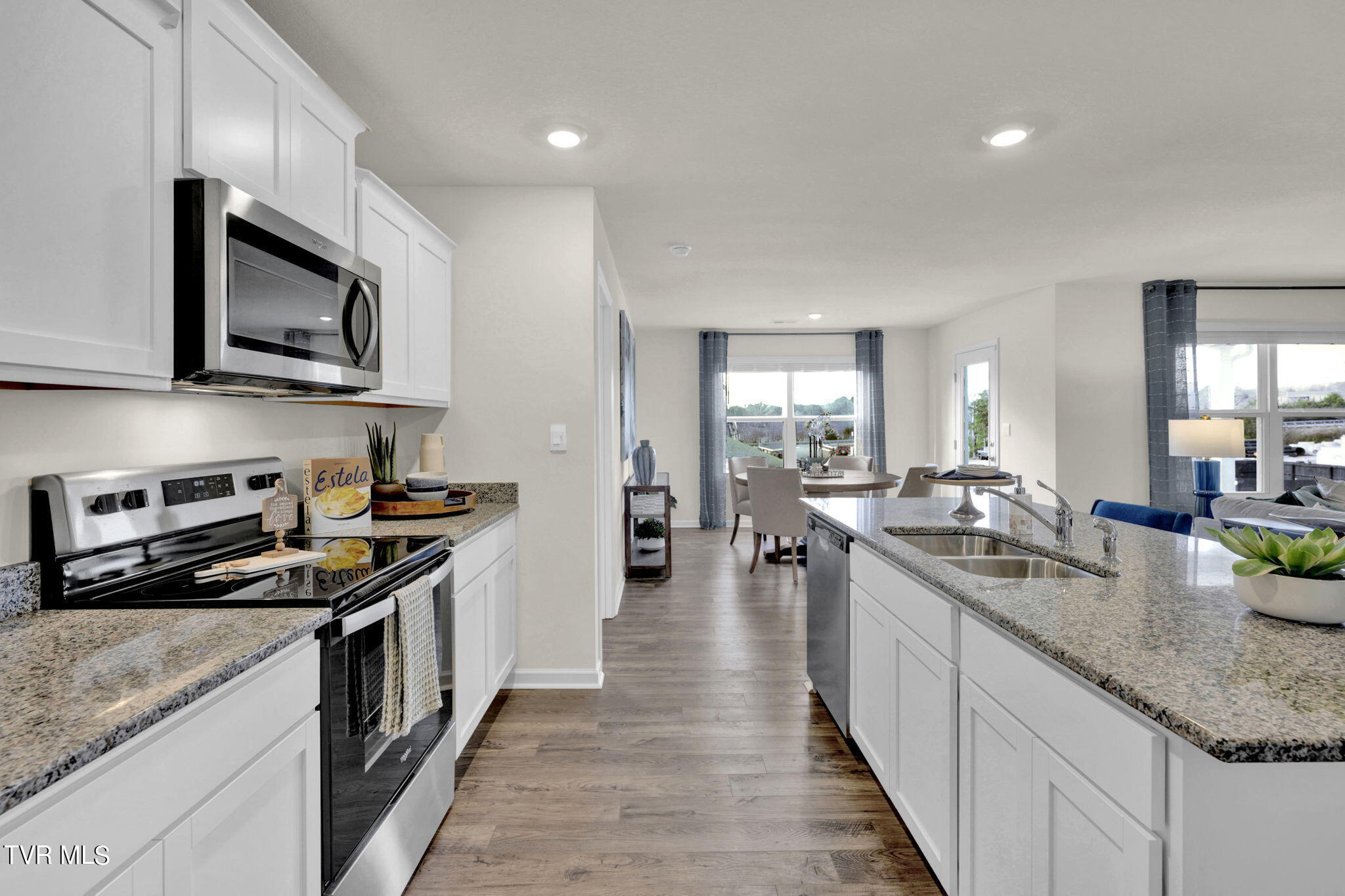 610 Canoe Street Property Photo 12