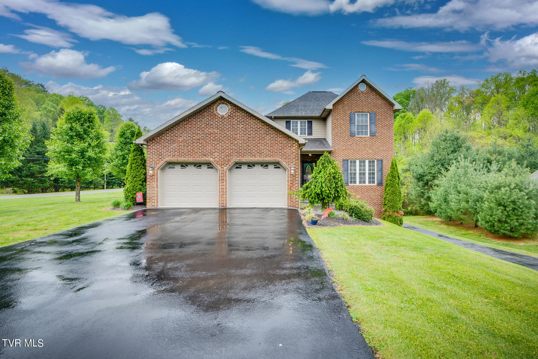 1001 Quail Run Property Photo