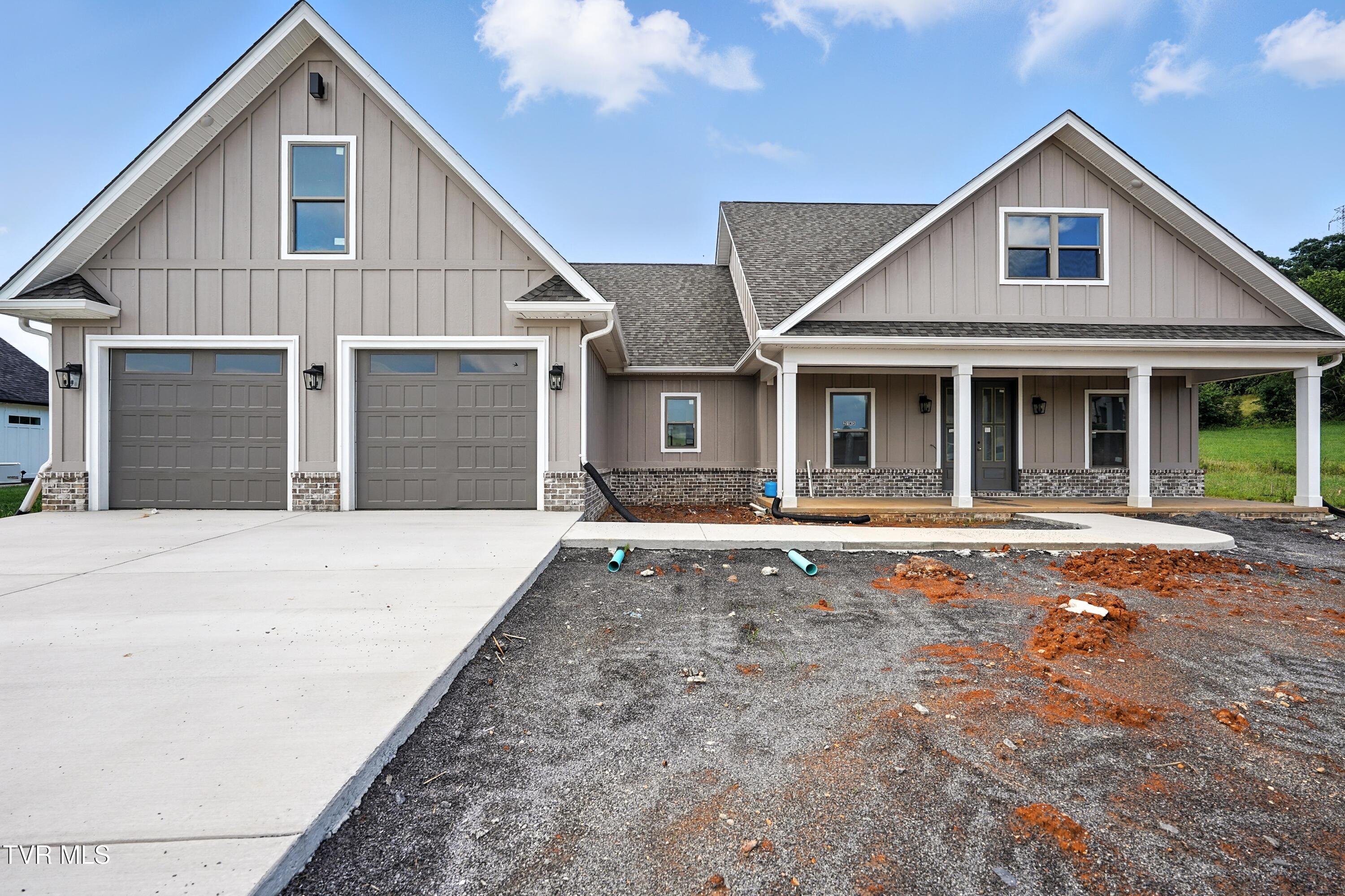 2143 Cattlemans Trail Property Photo