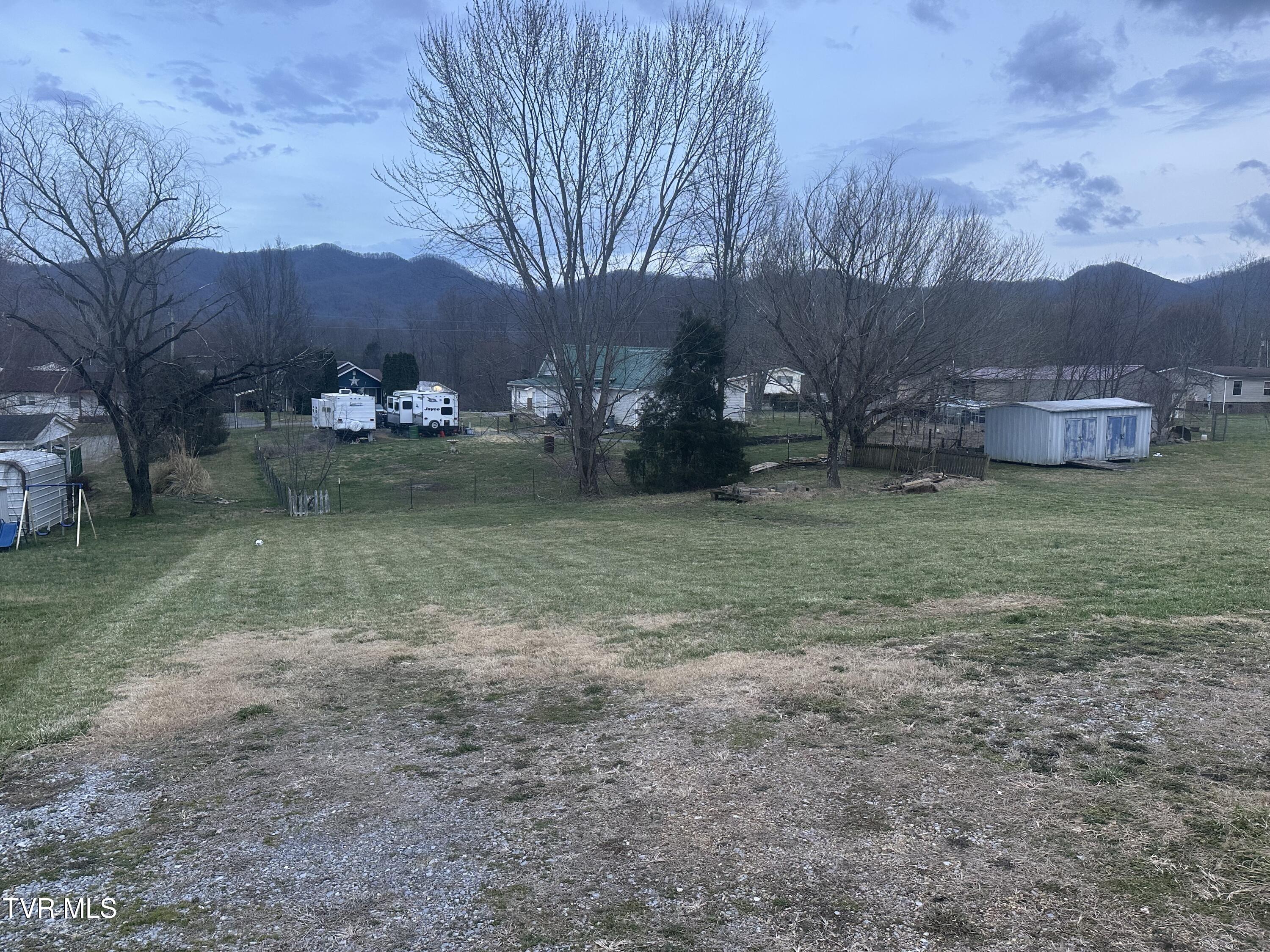 544 Garrison Hollow Road Property Photo 3