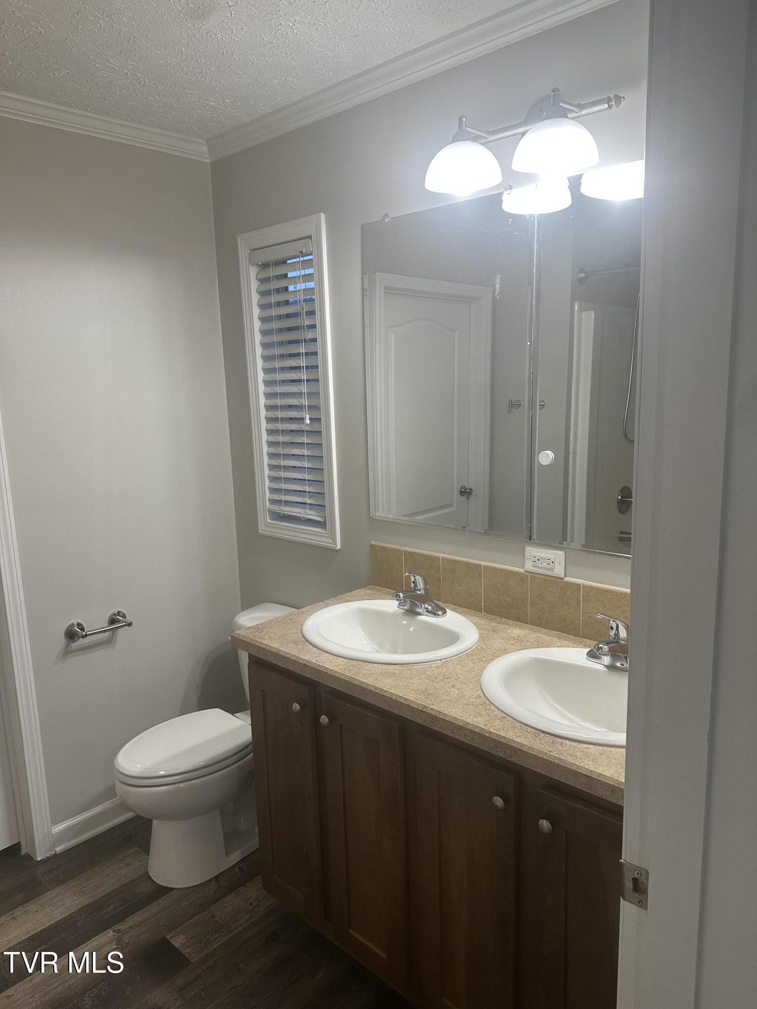 544 Garrison Hollow Road Property Photo 17