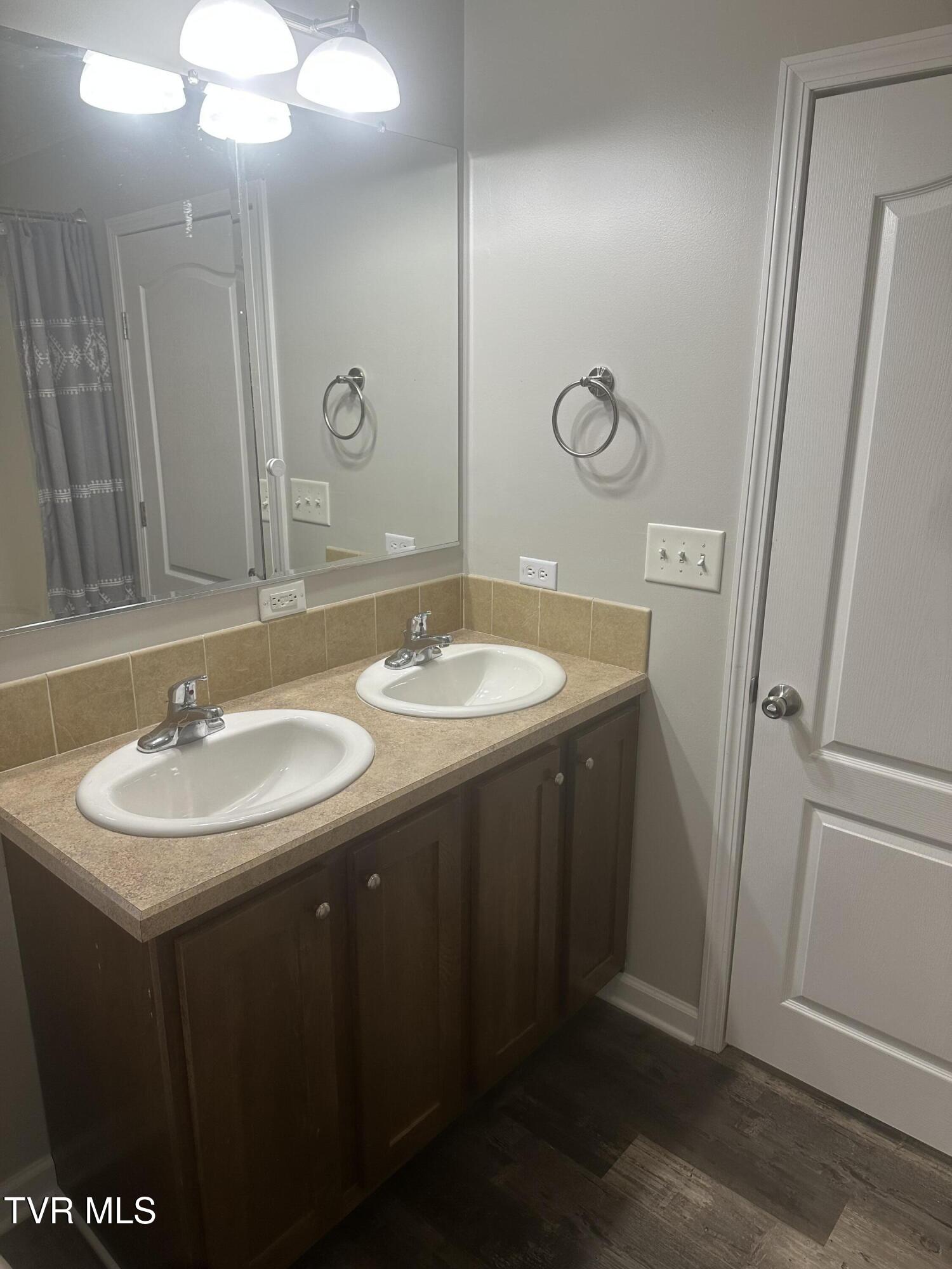 544 Garrison Hollow Road Property Photo 19