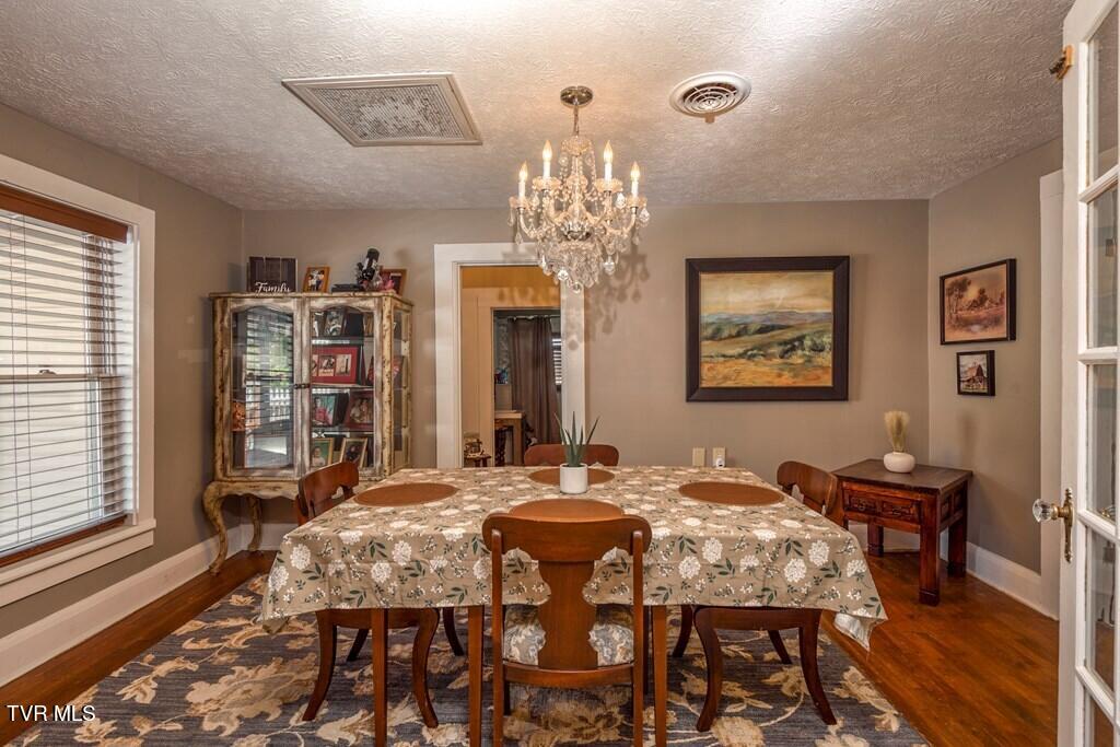 39 Forest Lodge Drive Property Photo 8