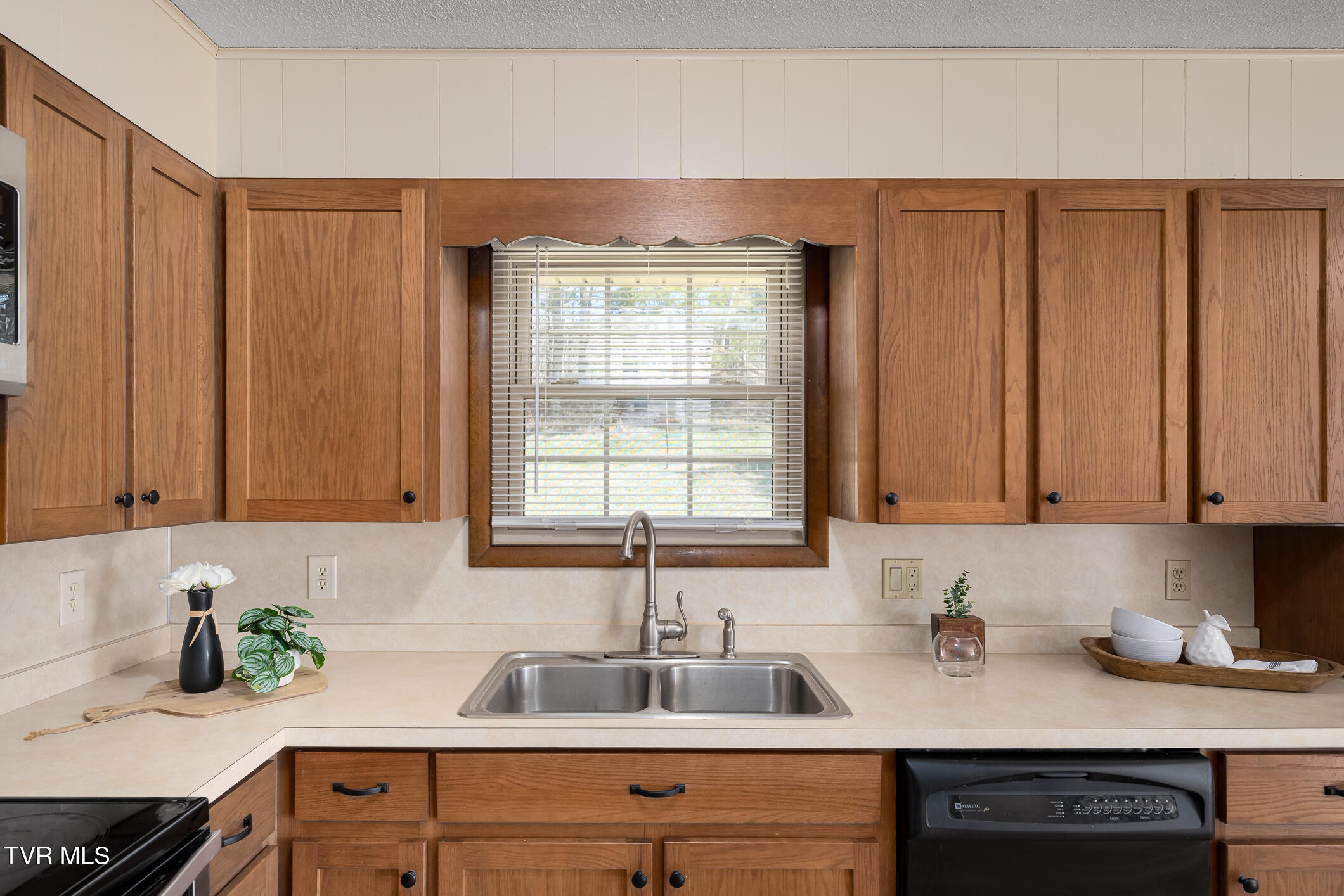 472 Harmony Road Property Photo 14