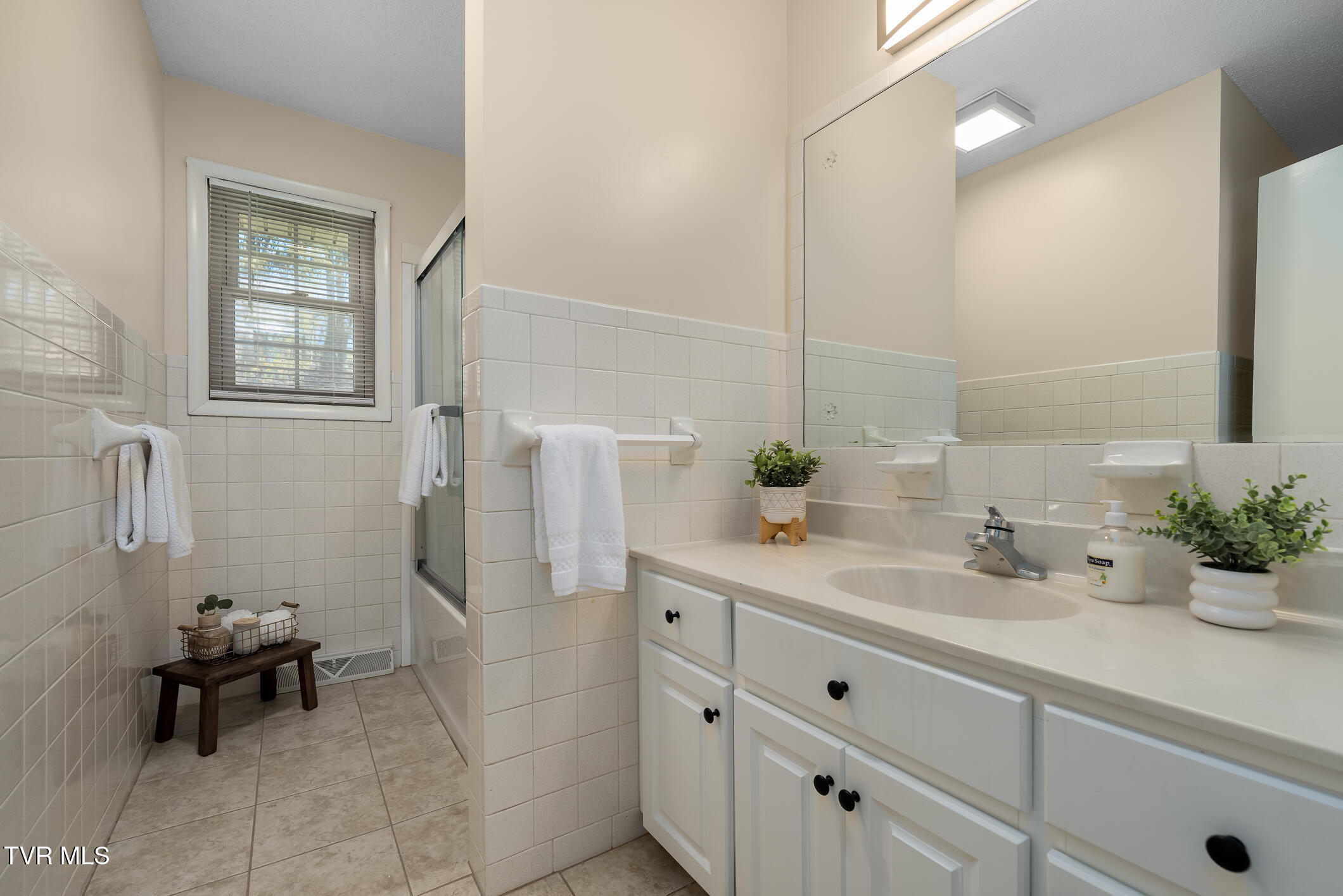472 Harmony Road Property Photo 22