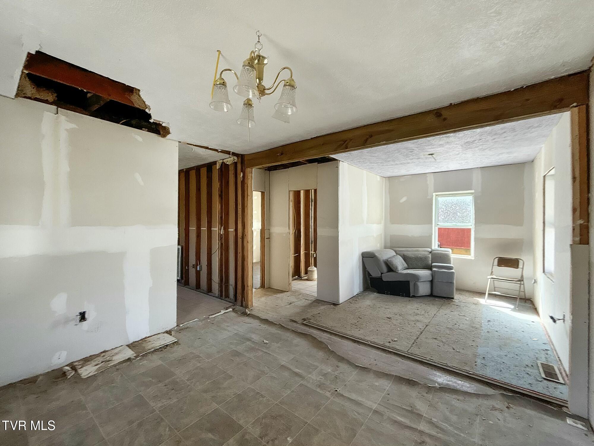 1503 6th Street Extension Property Photo 2