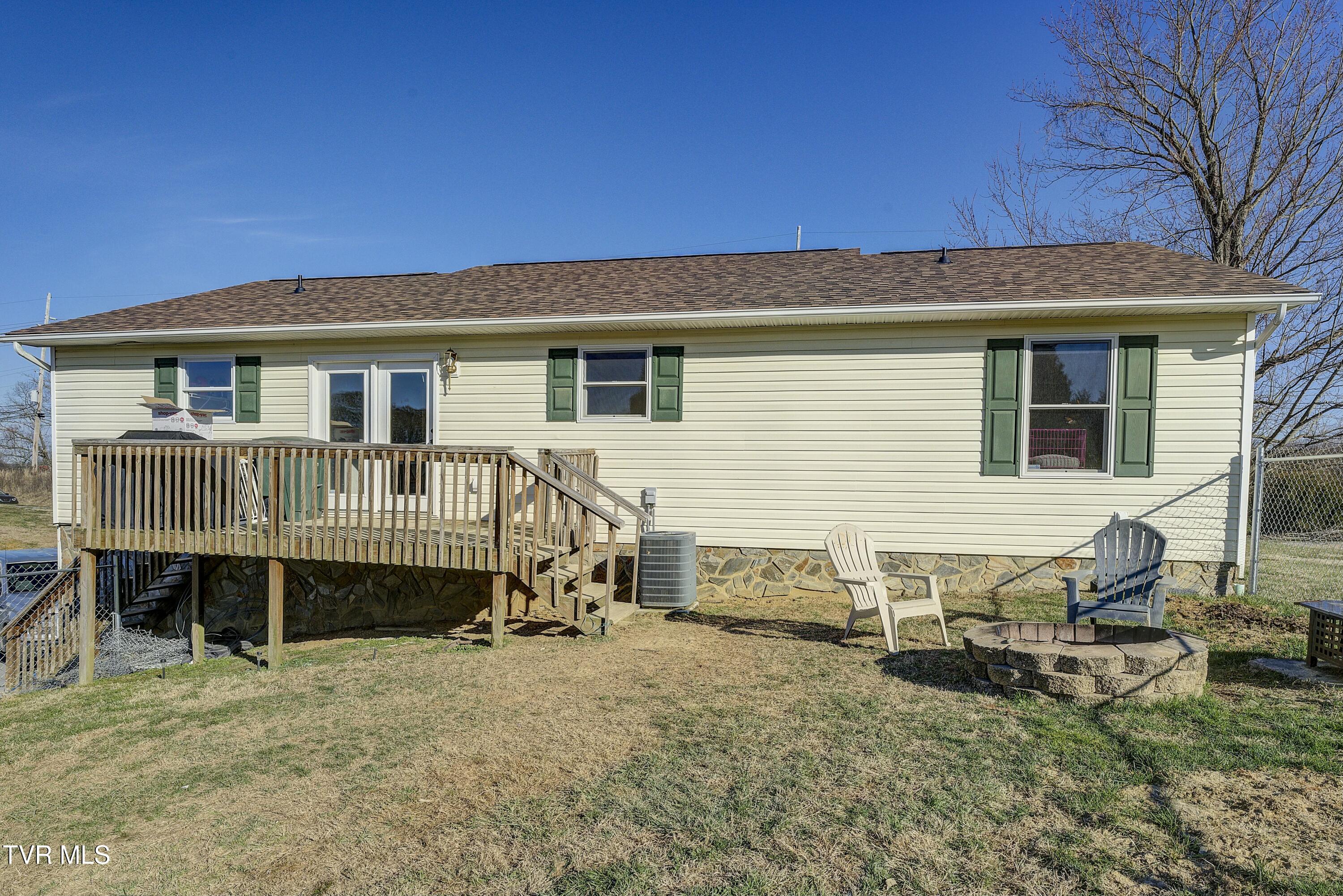 6215 Snapps Ferry Road Property Photo 5
