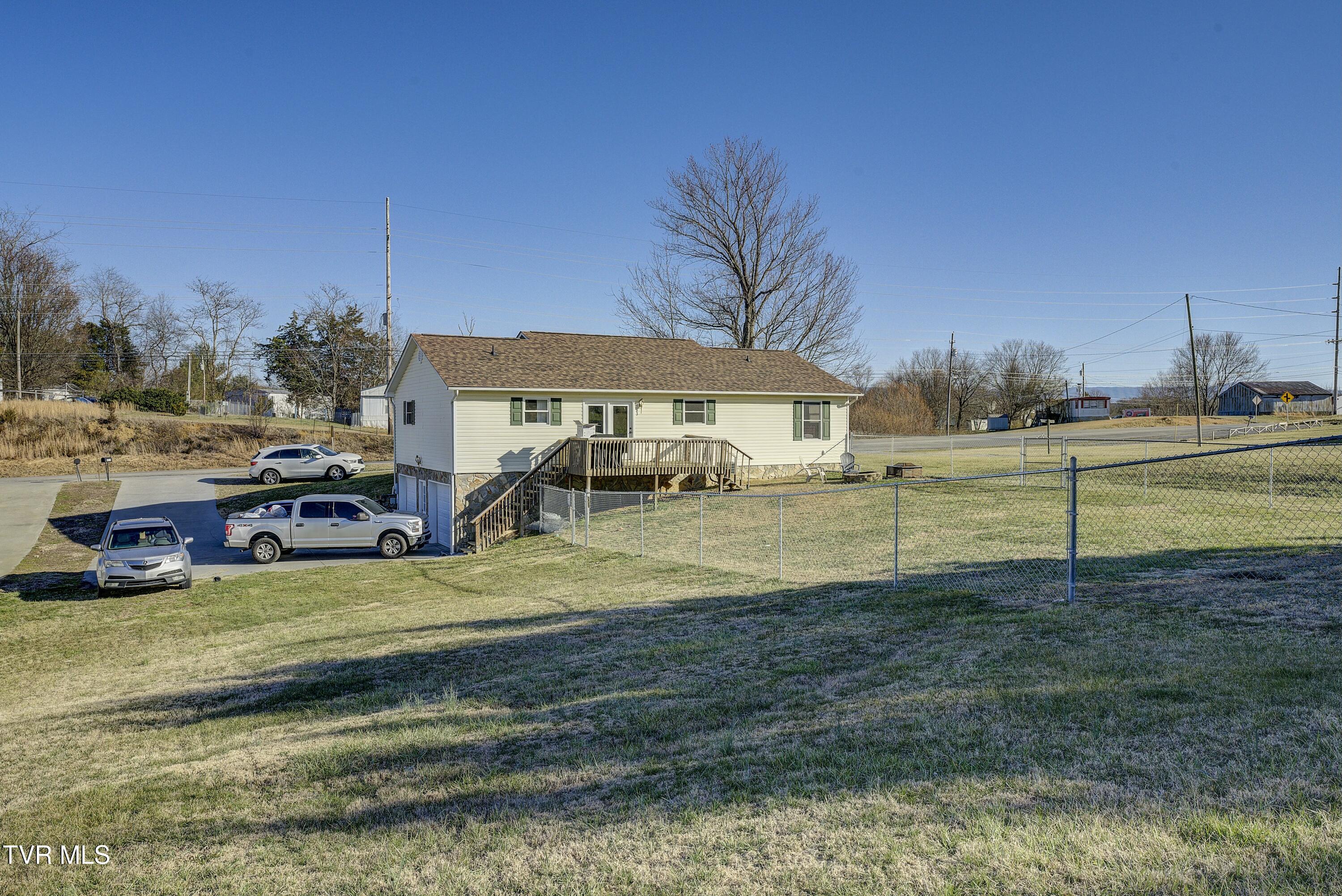 6215 Snapps Ferry Road Property Photo 8