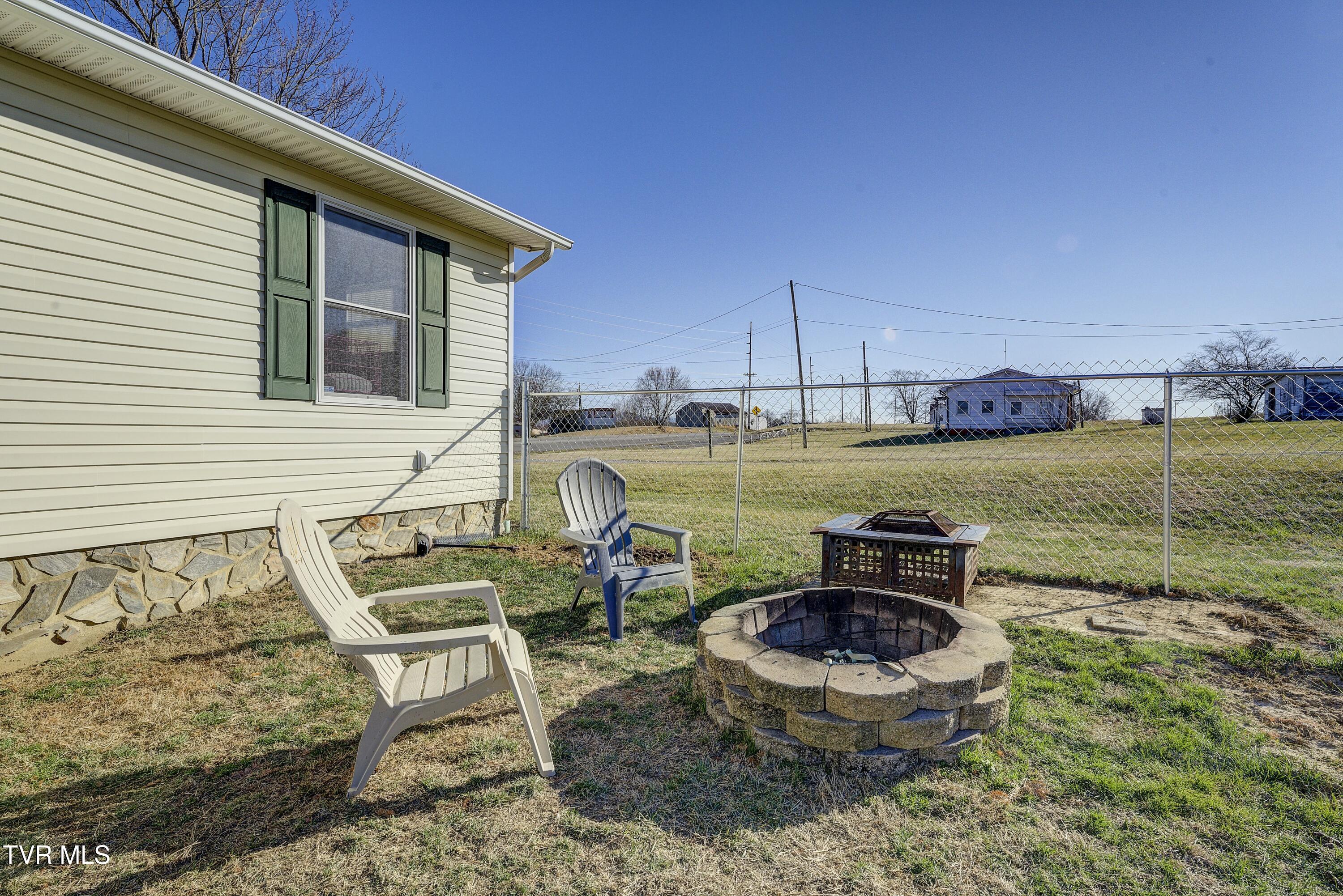 6215 Snapps Ferry Road Property Photo 12