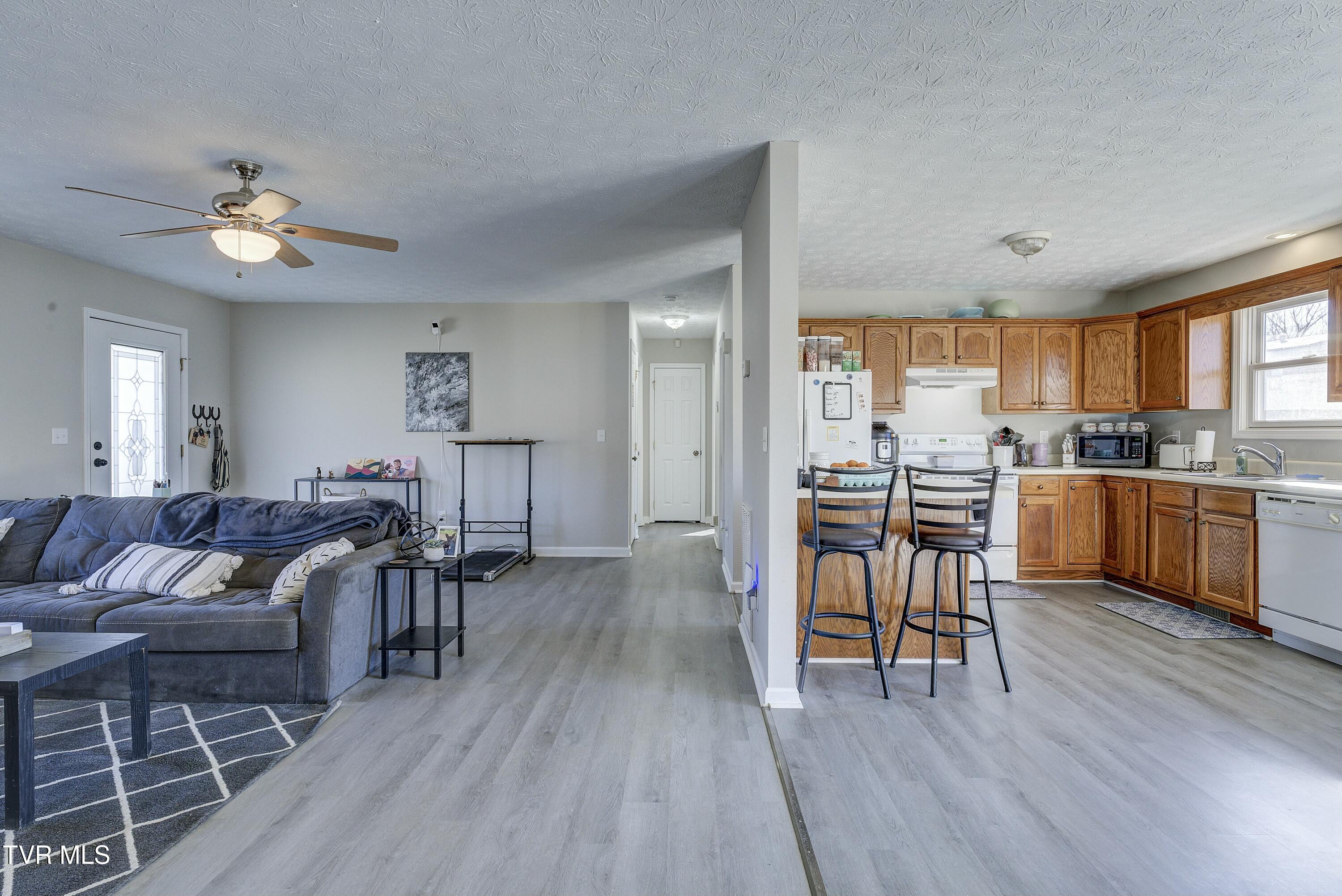 6215 Snapps Ferry Road Property Photo 13