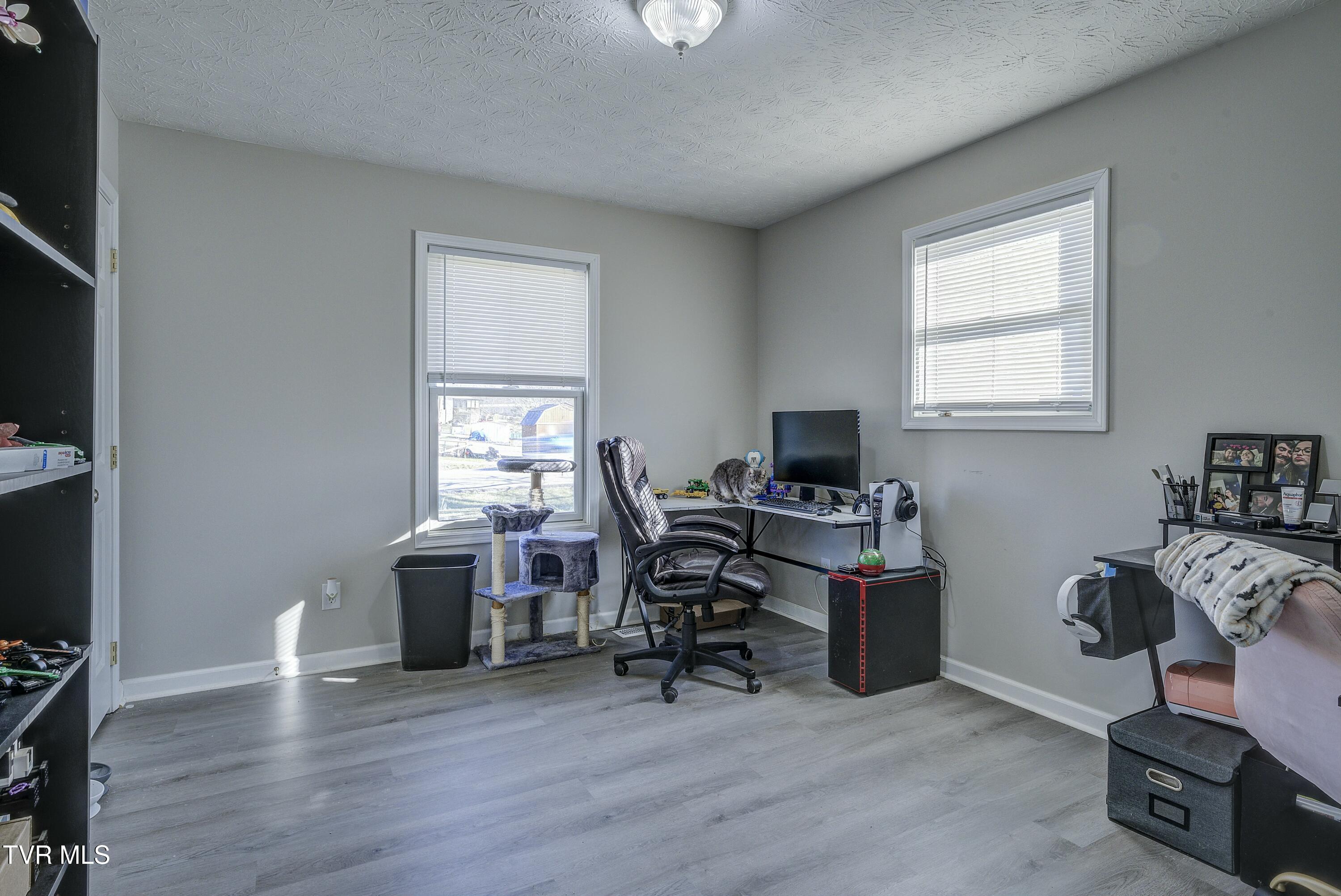 6215 Snapps Ferry Road Property Photo 41