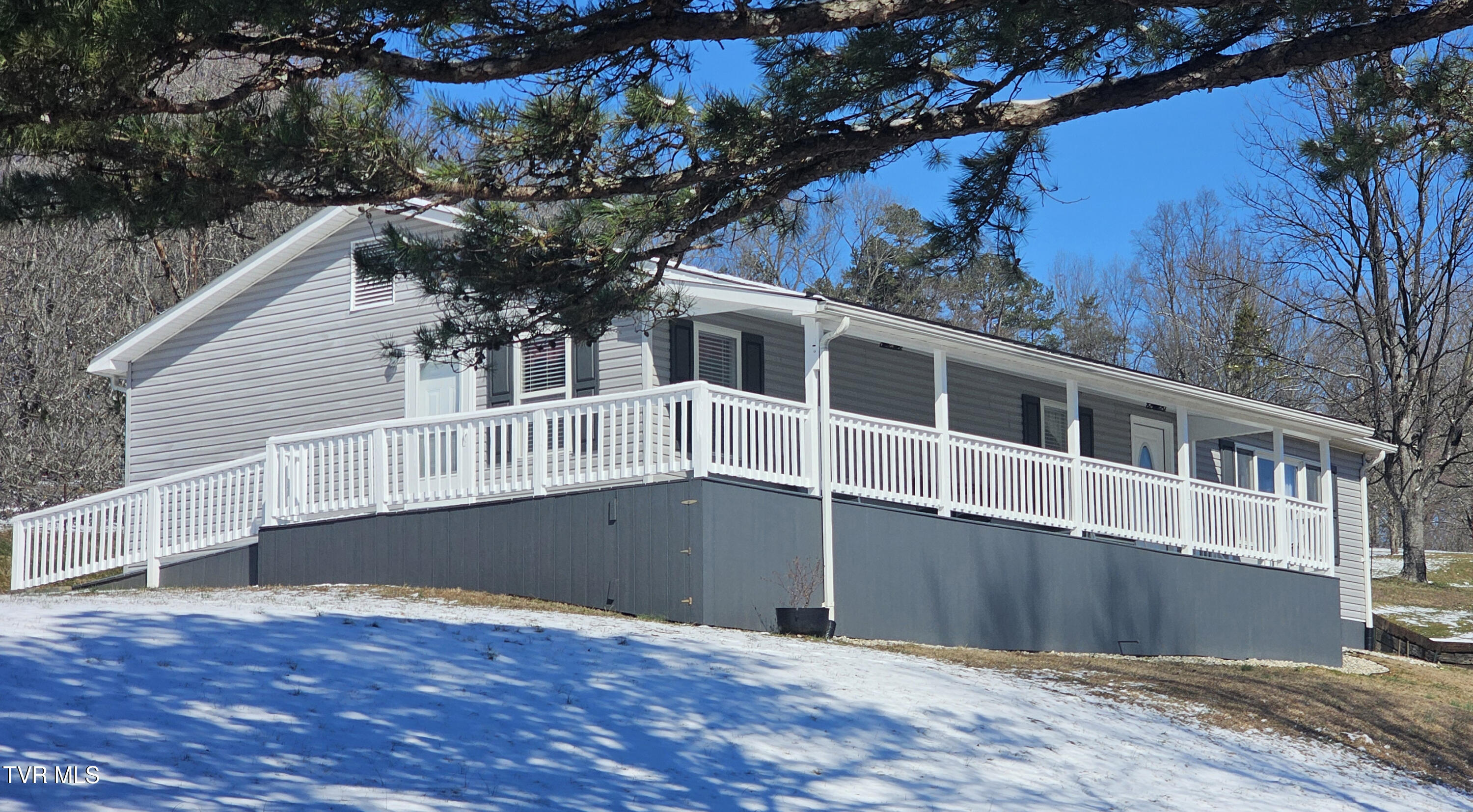 676 Big Hill Road Property Photo