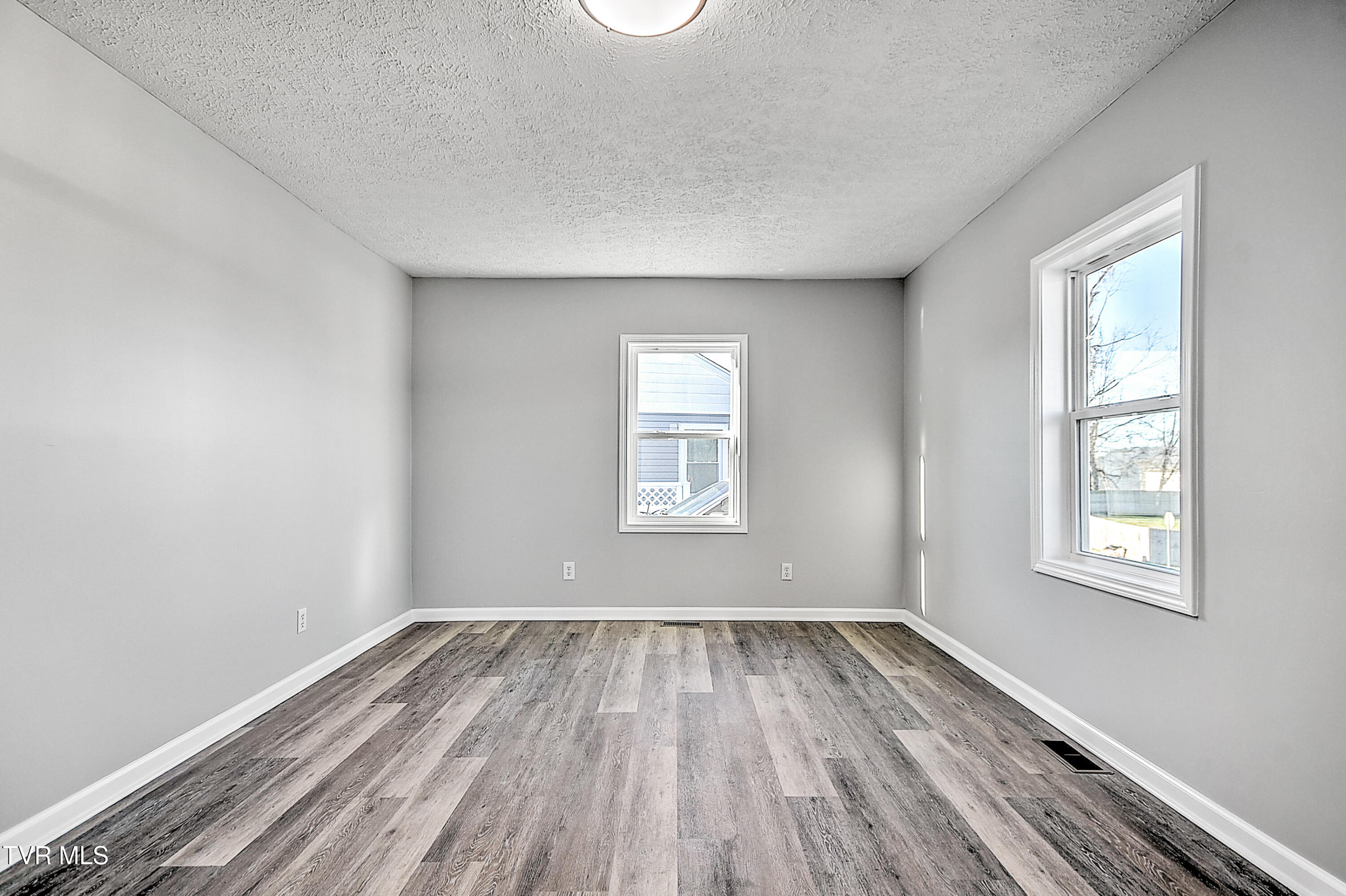209 Sunrise Street Property Photo 9