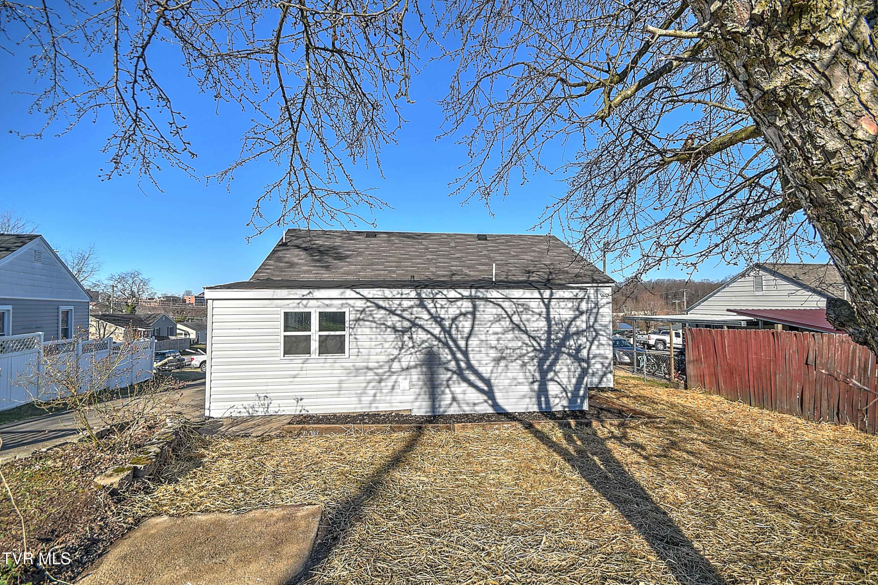 209 Sunrise Street Property Photo 32